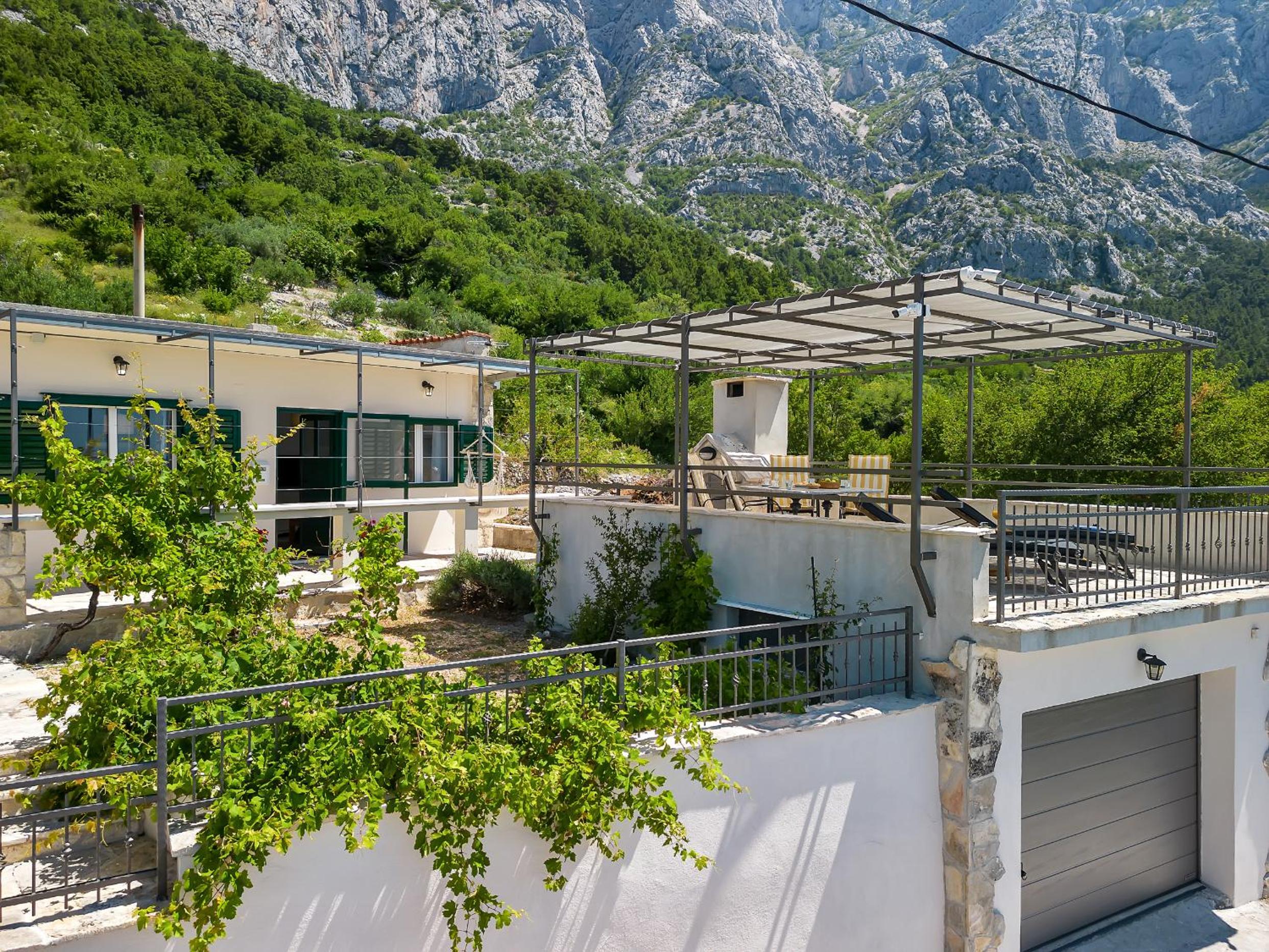 Cottage Baskovic in nature park view 3
