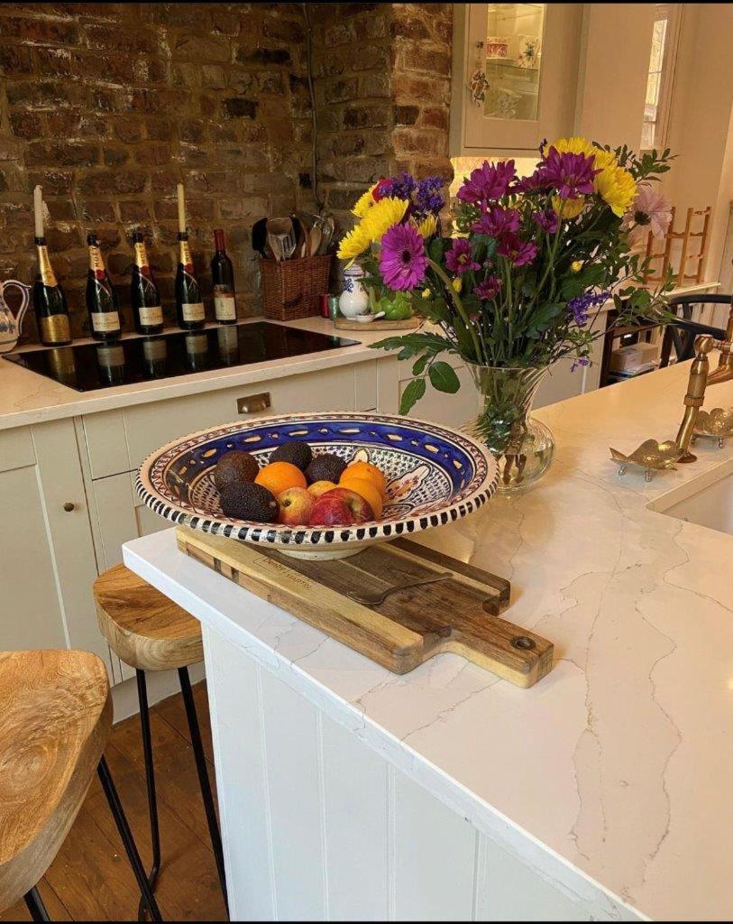 Gorgeous Grade II Listed Georgian House - Leafy Square Views - Central London