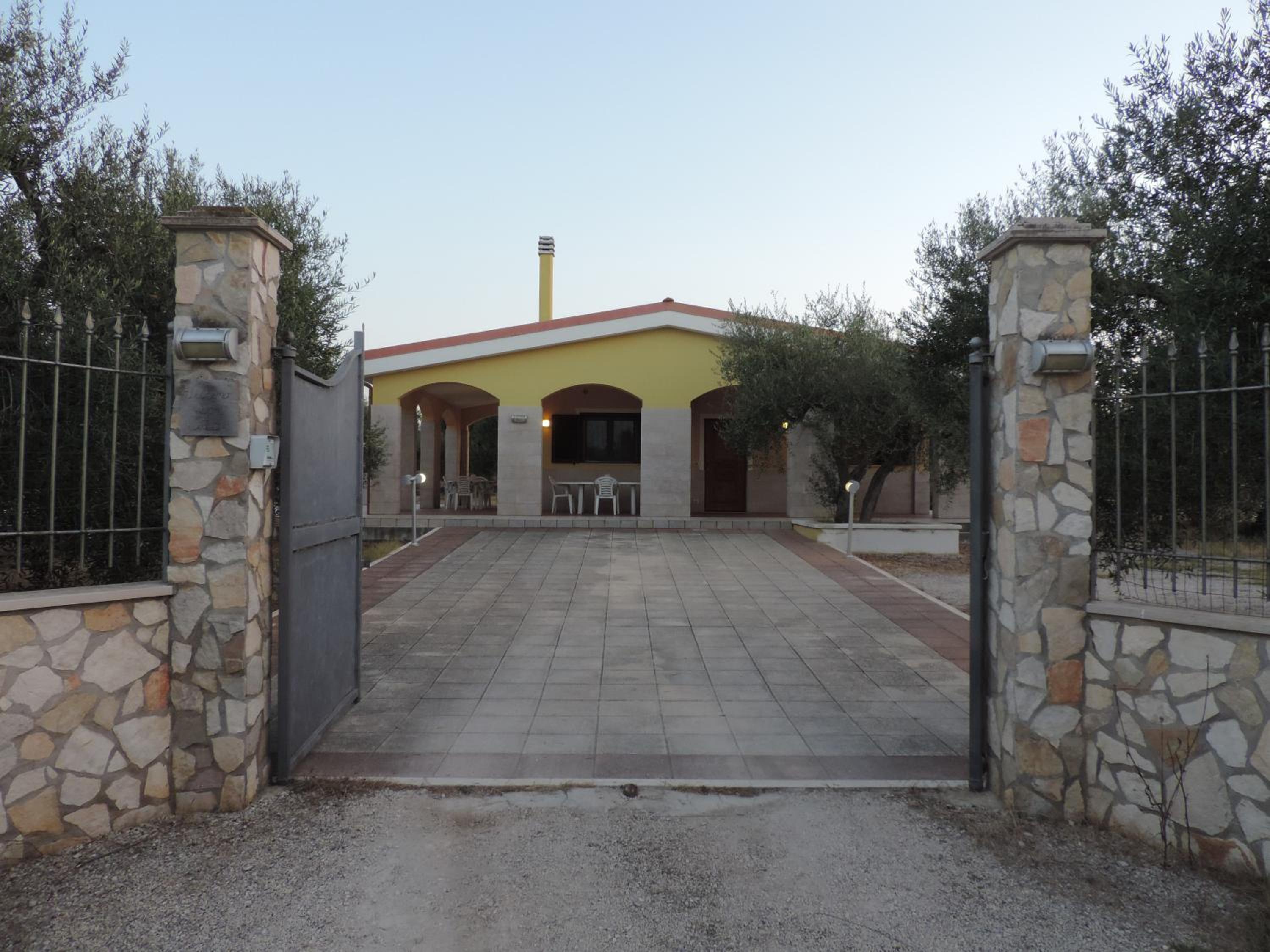 Villino Don Tito view 2