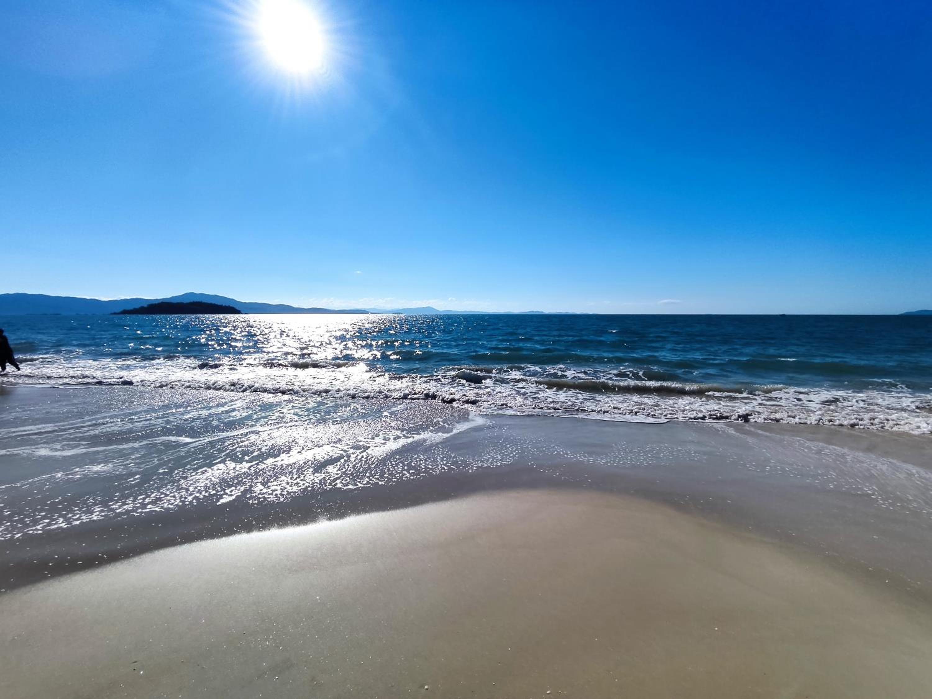 C178 Belíssimo apto com uma incrível vista para o mar!