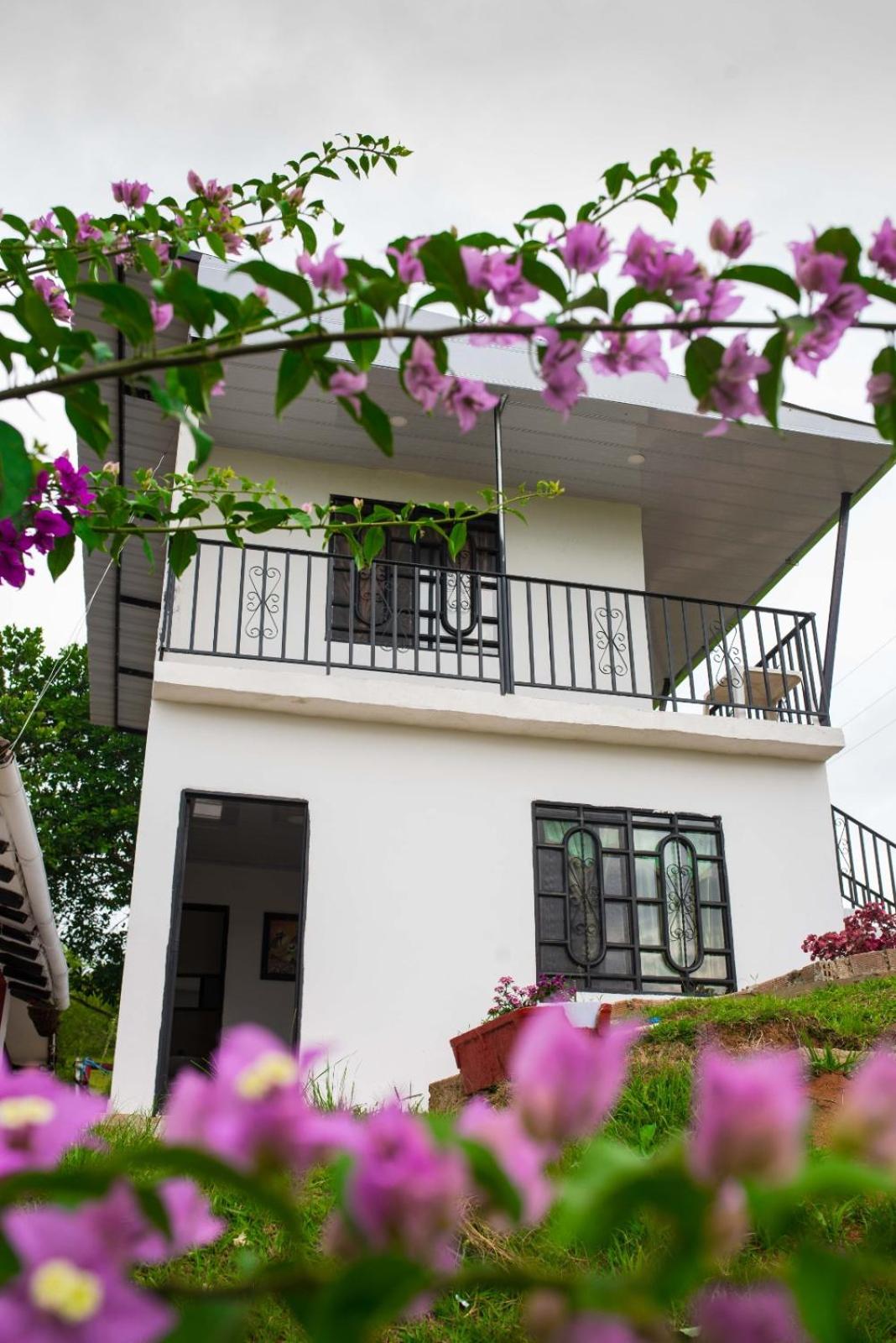 Hospedaje Villa Laura