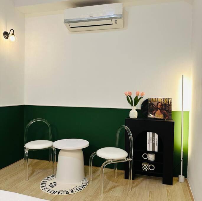 Pavilion Bukit Jalil Revo Aurora Walk to Mall & Near Axiata Arena by D'Summer 28A