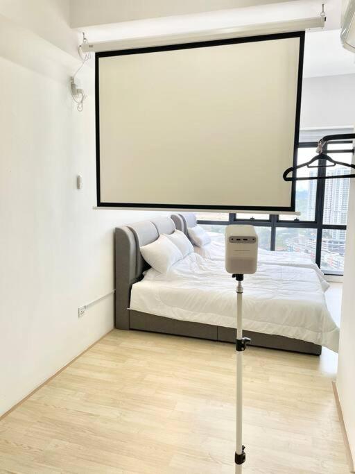 Pavilion Bukit Jalil Revo Aurora Walk to Mall & Near Axiata Arena by D'Summer 28A