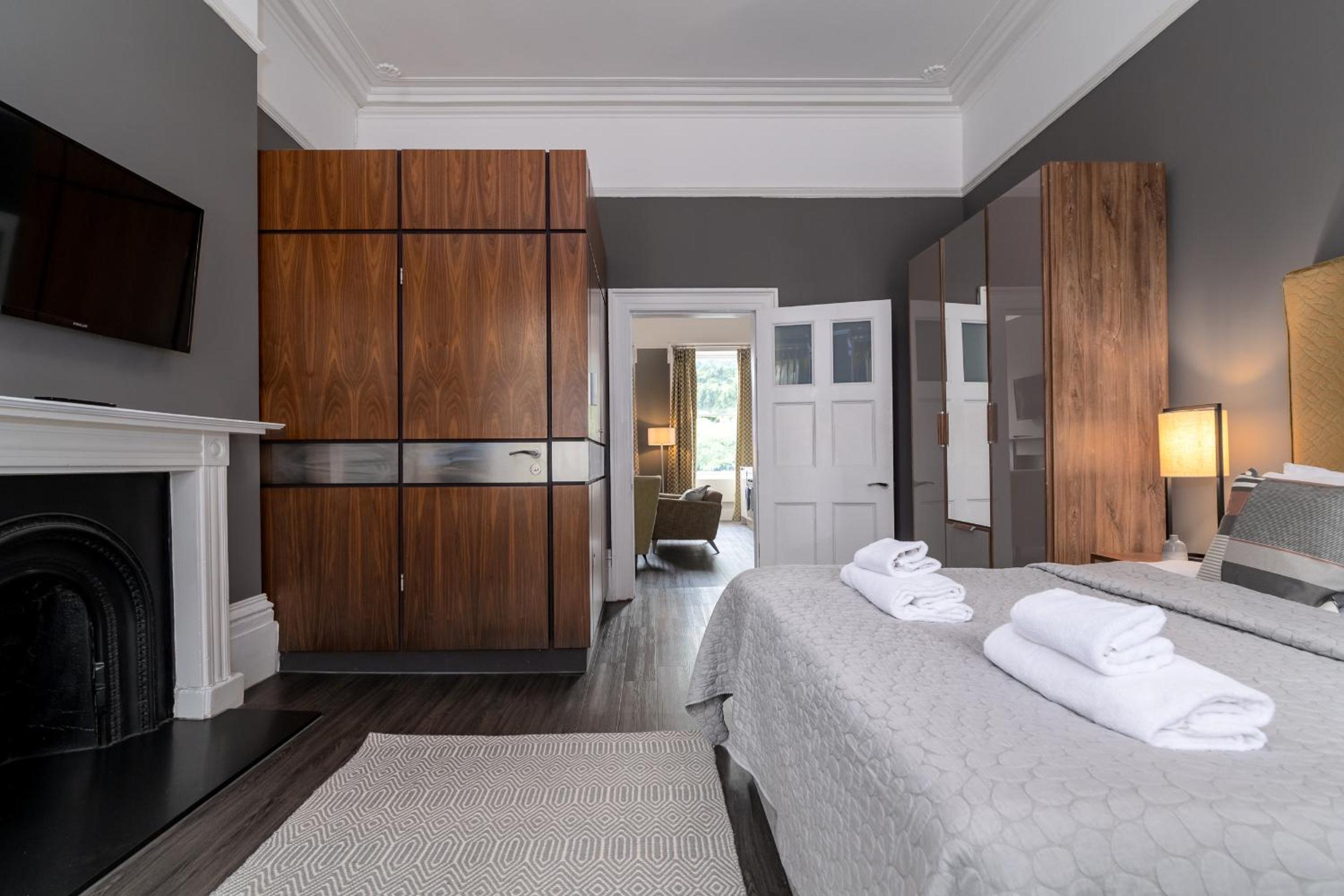 Charlotte Rise - Urban Apartments