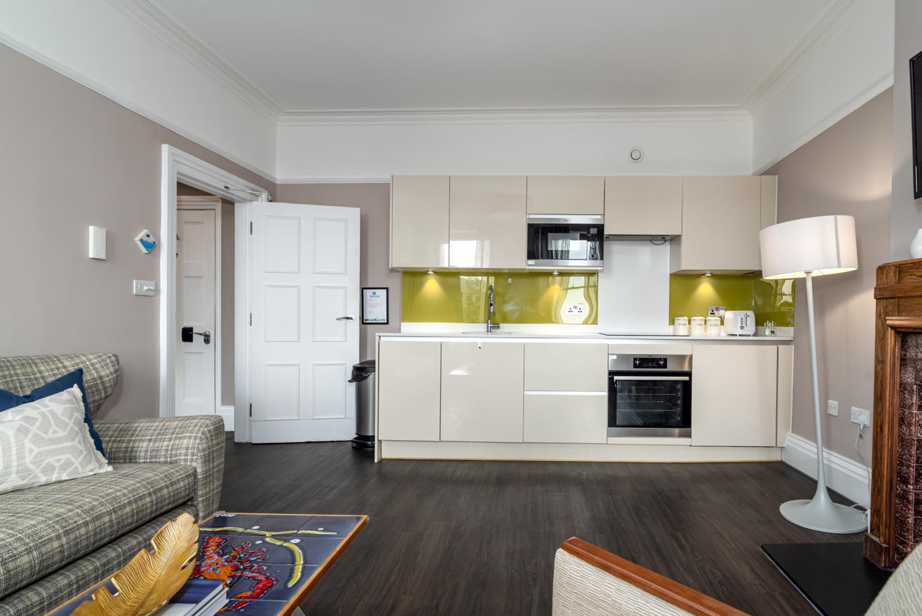 Charlotte Rise - Urban Apartments