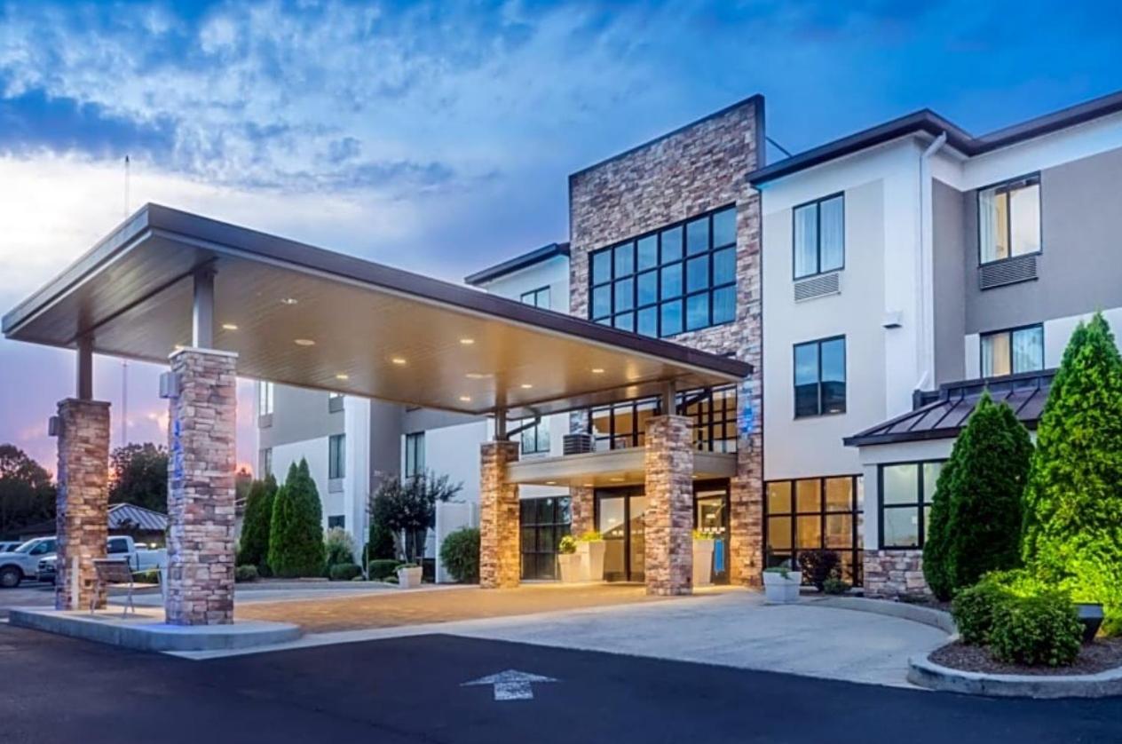 avid hotel Fort Payne by IHG view 2