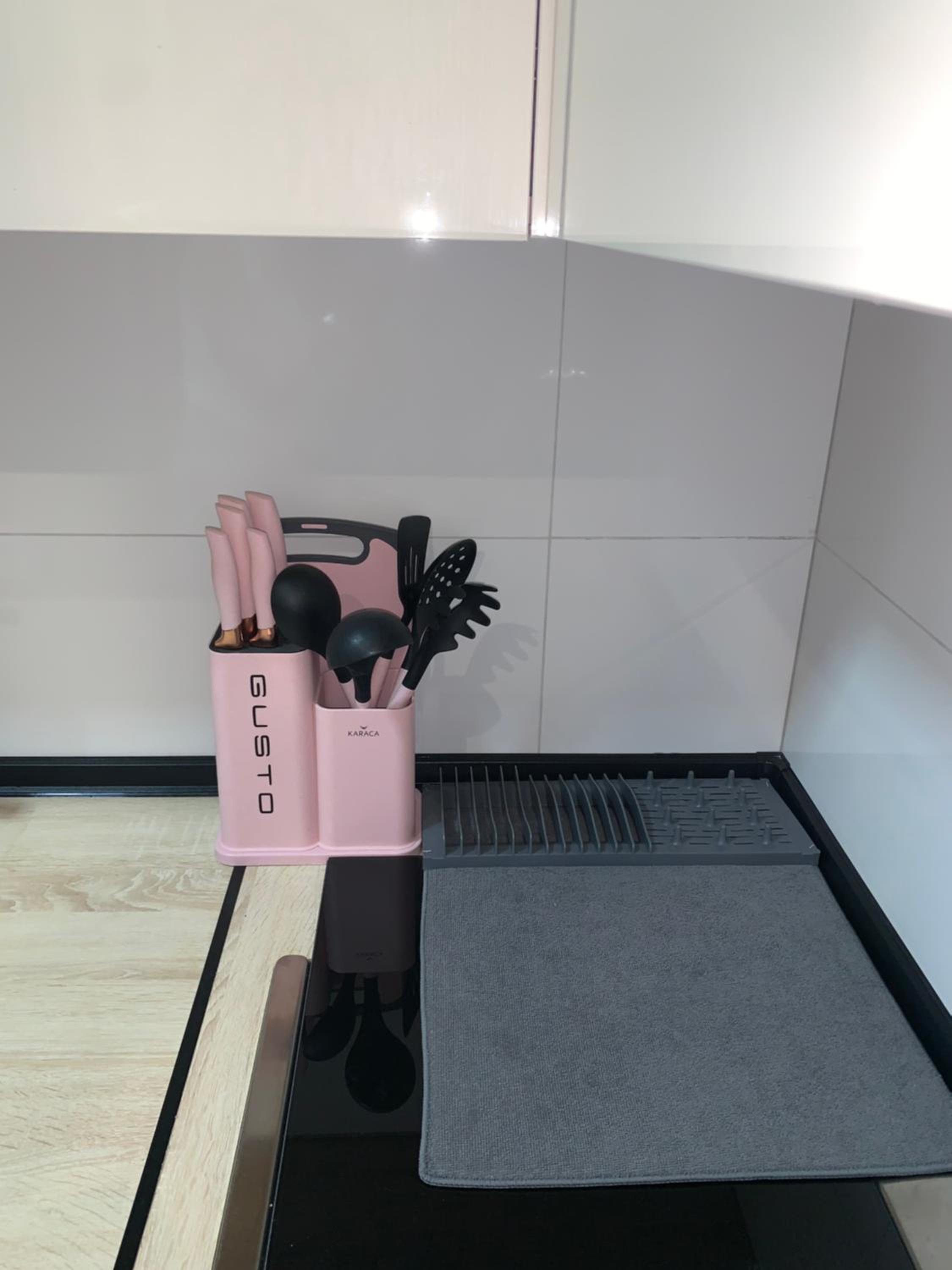 PINK Modern Apartment