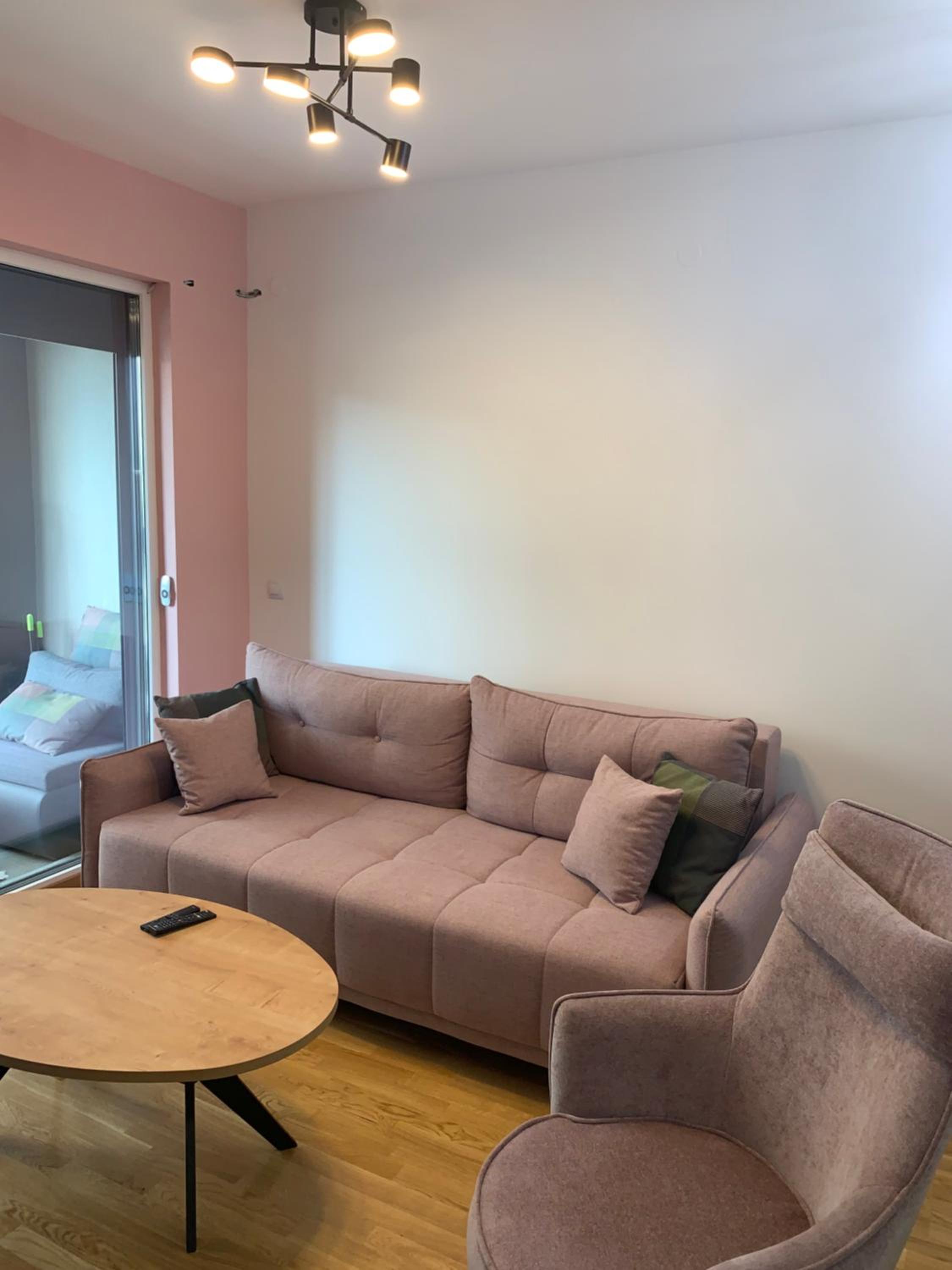 PINK Modern Apartment