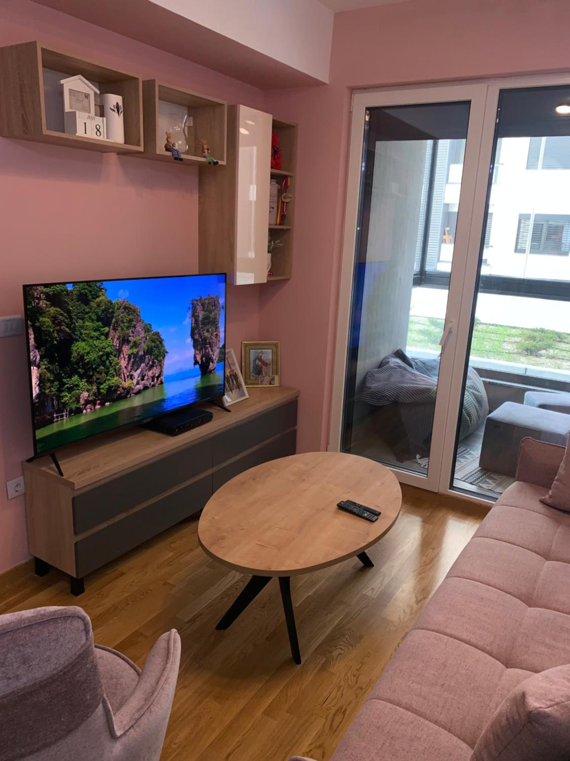 PINK Modern Apartment