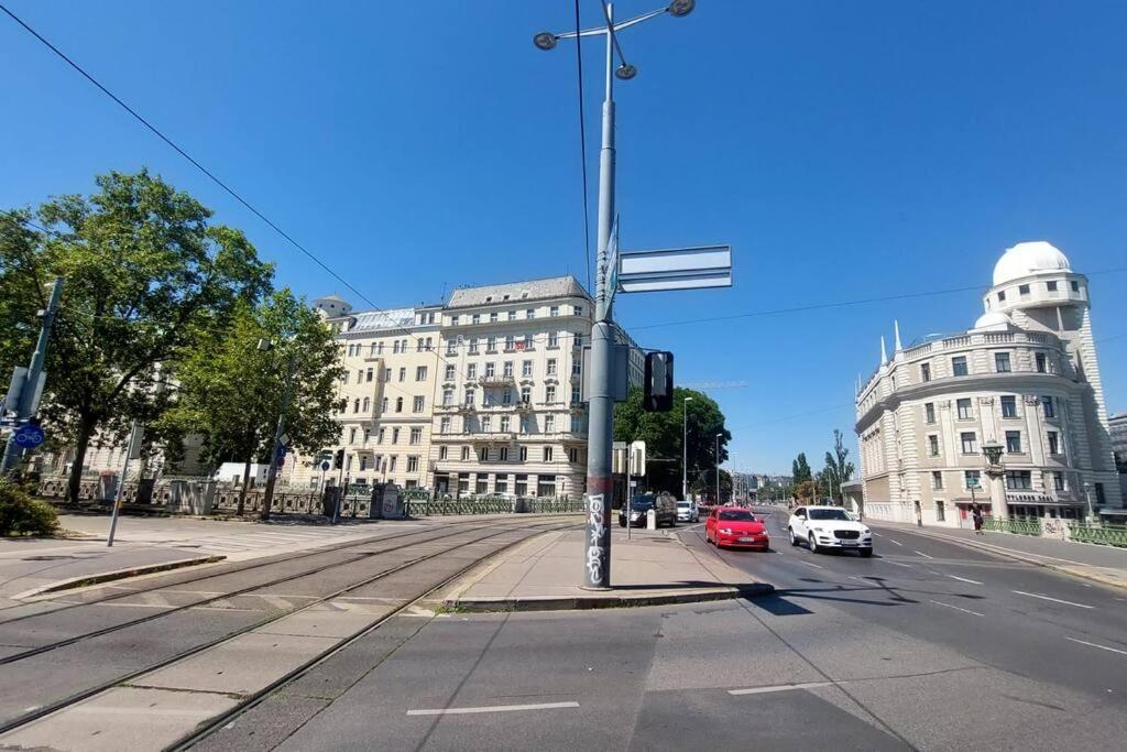 CheckInVienna 2 Bedrom Central Apartment