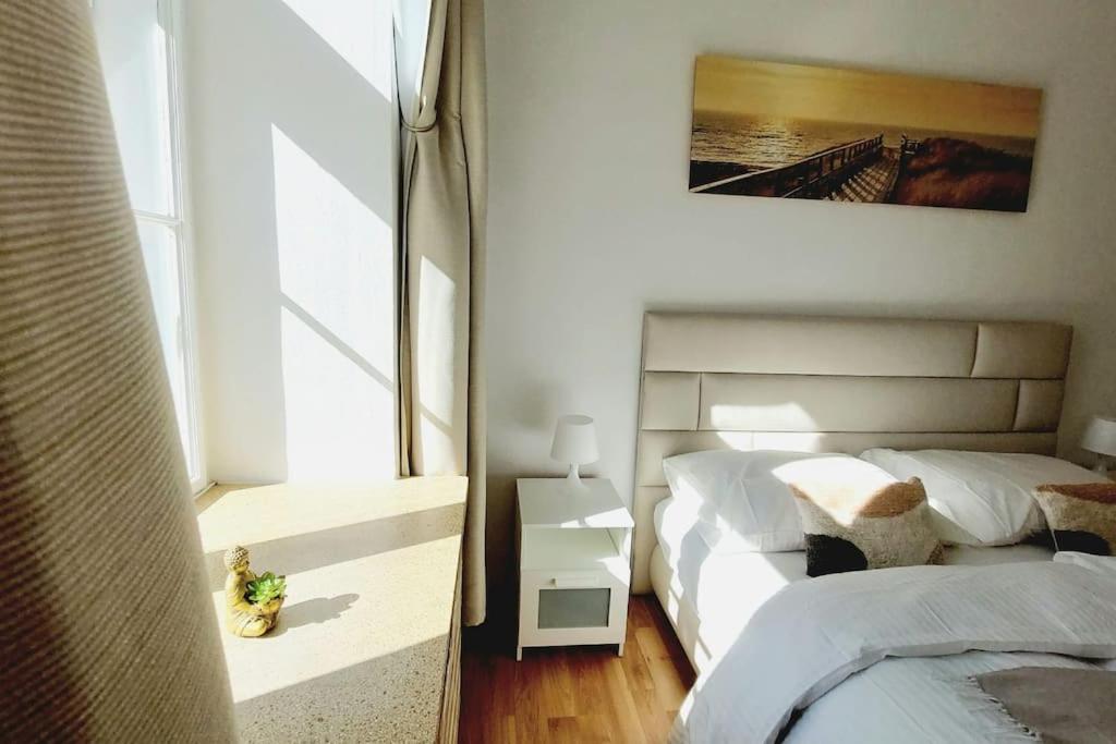 CheckInVienna 2 Bedrom Central Apartment