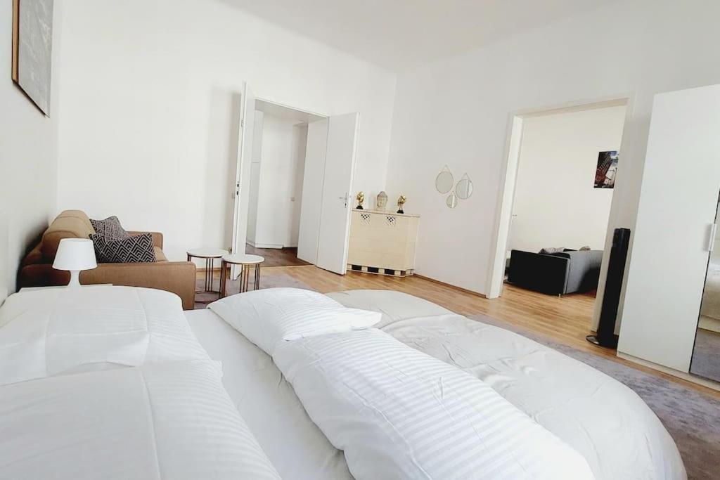 CheckInVienna 2 Bedrom Central Apartment