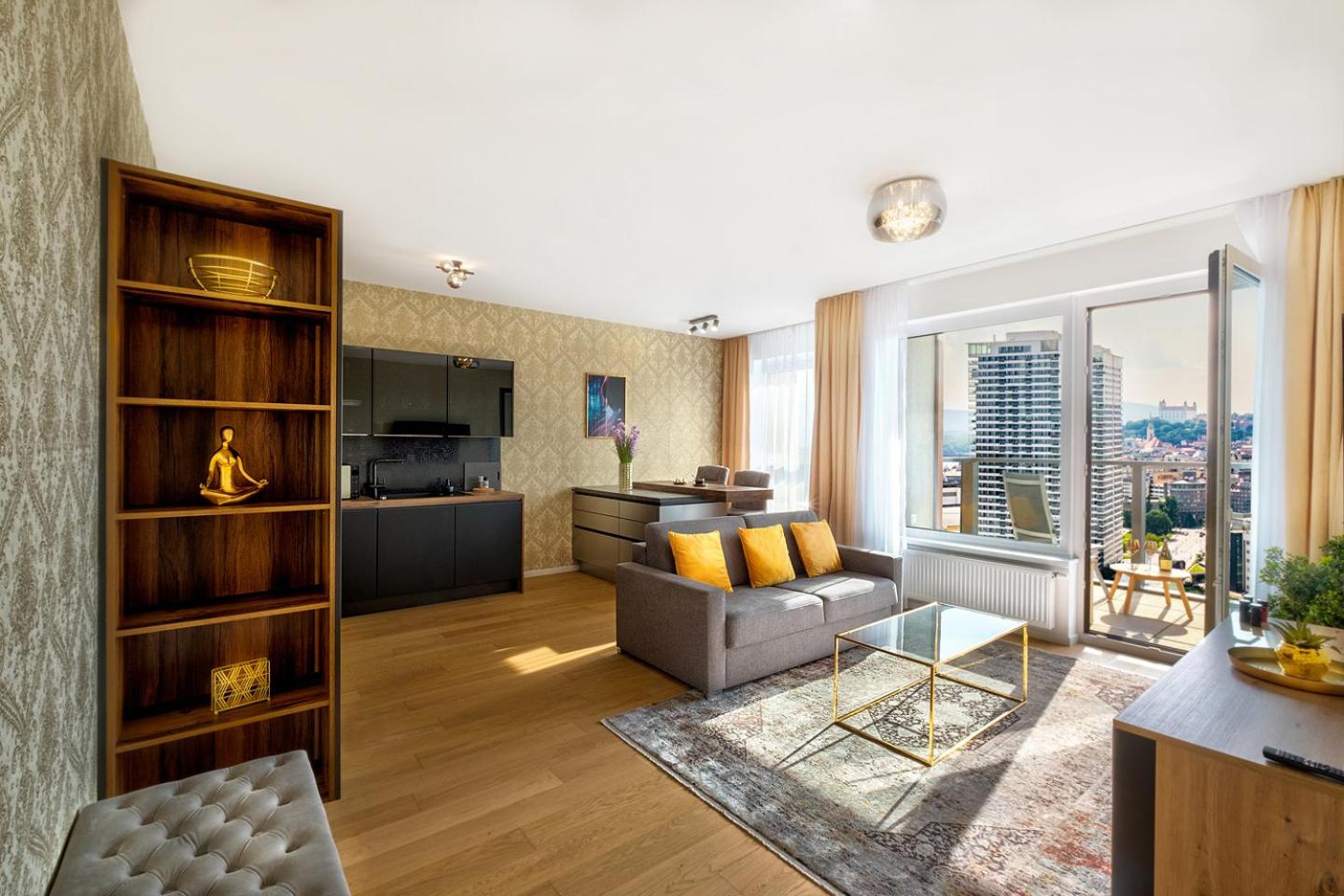 KLINGER Downtown Central City High Floor view 4