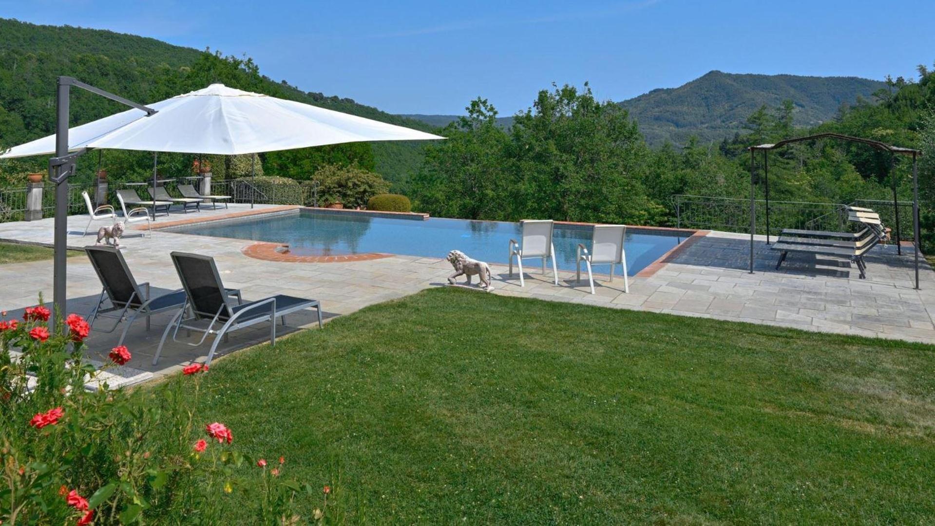 Villa Striano view 3