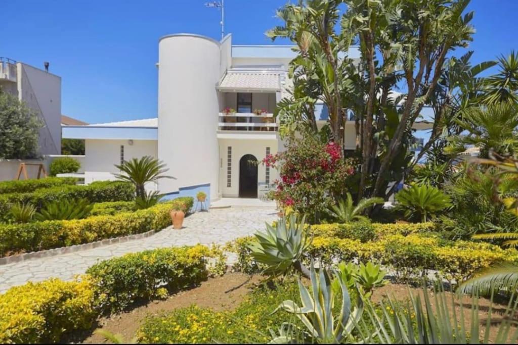 Villa Costantino