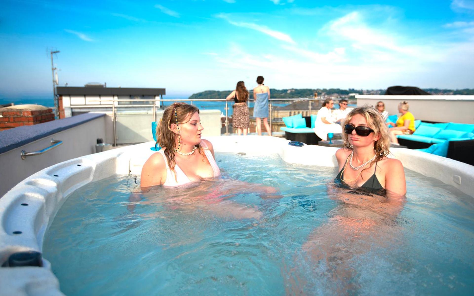 Hotel Seafarers View - 6 Bedroom Townhouse In Cowes, Parking & Seaviews.