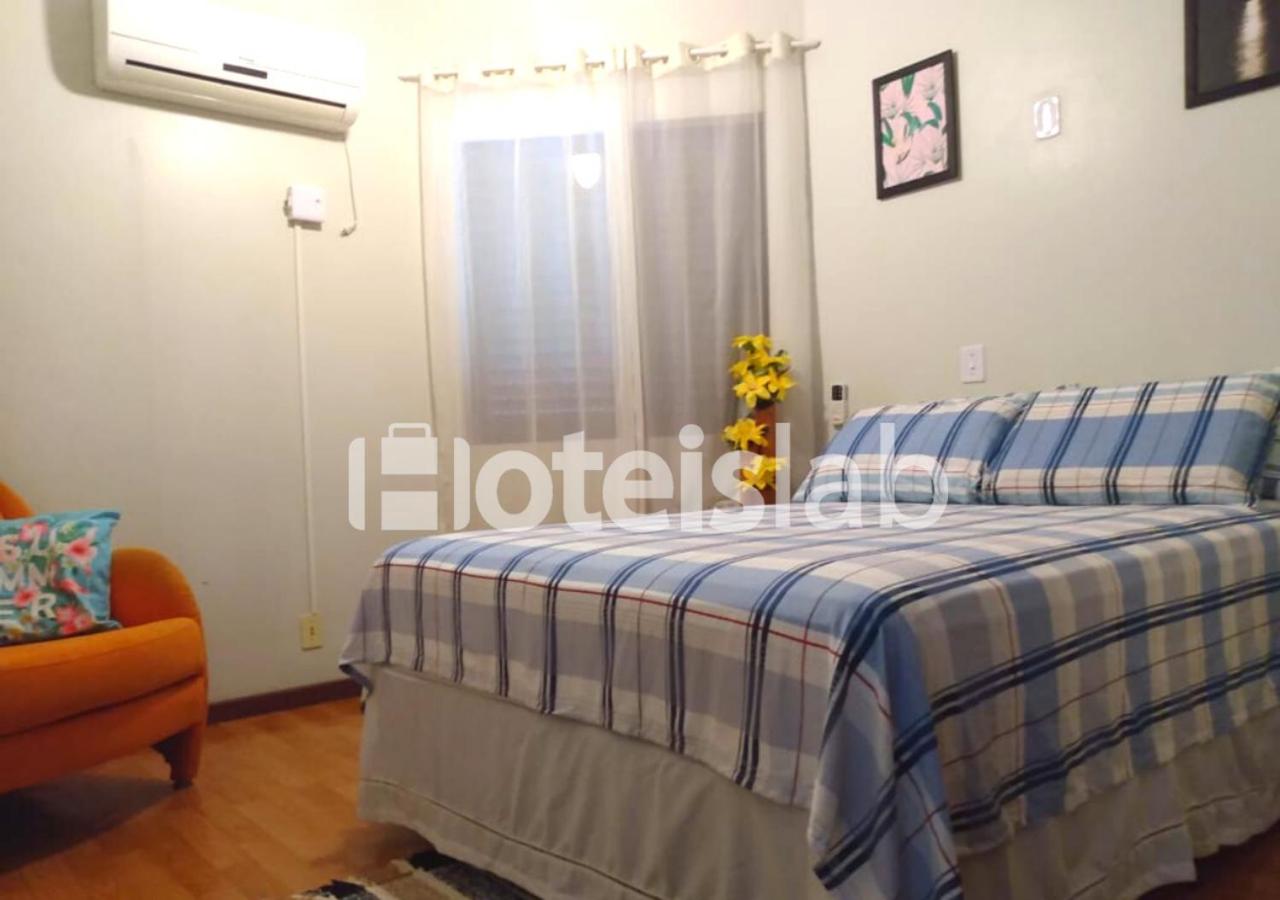 Lindo apê de 1 quarto em condomínio frente para o mar (C186)