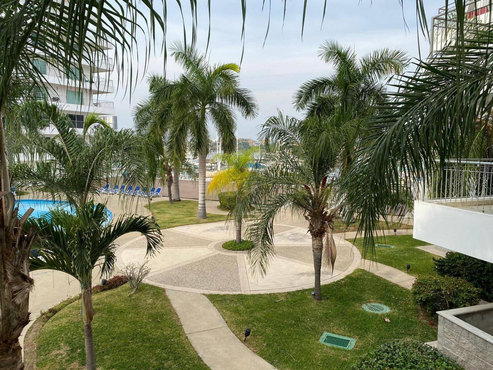 Departamento en Costa Veleros, vista a la Marina