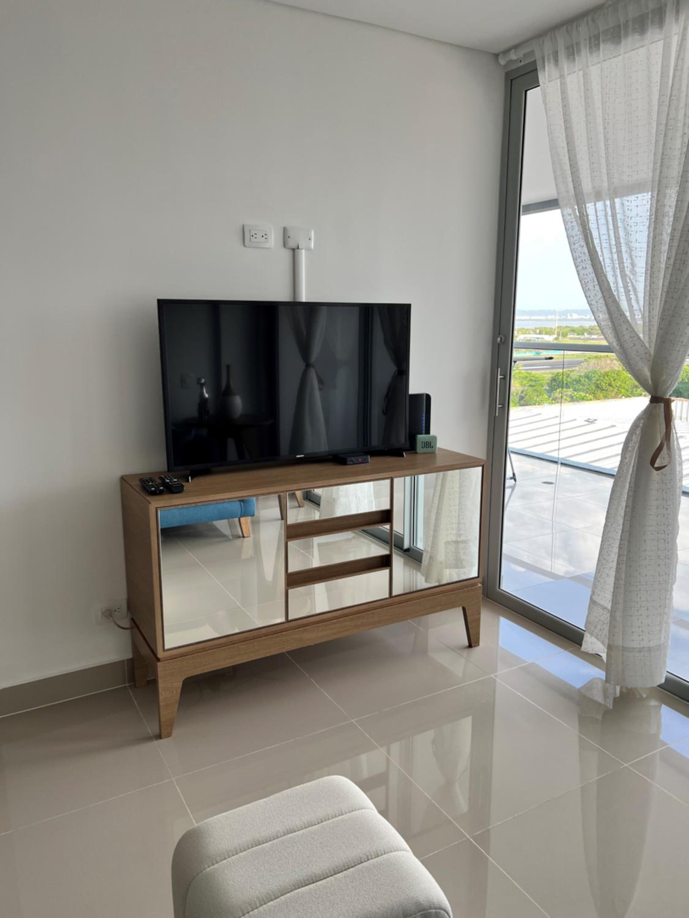 Confortable Apartamento Ocean Drive 711 -estancia mínima 2 noches-