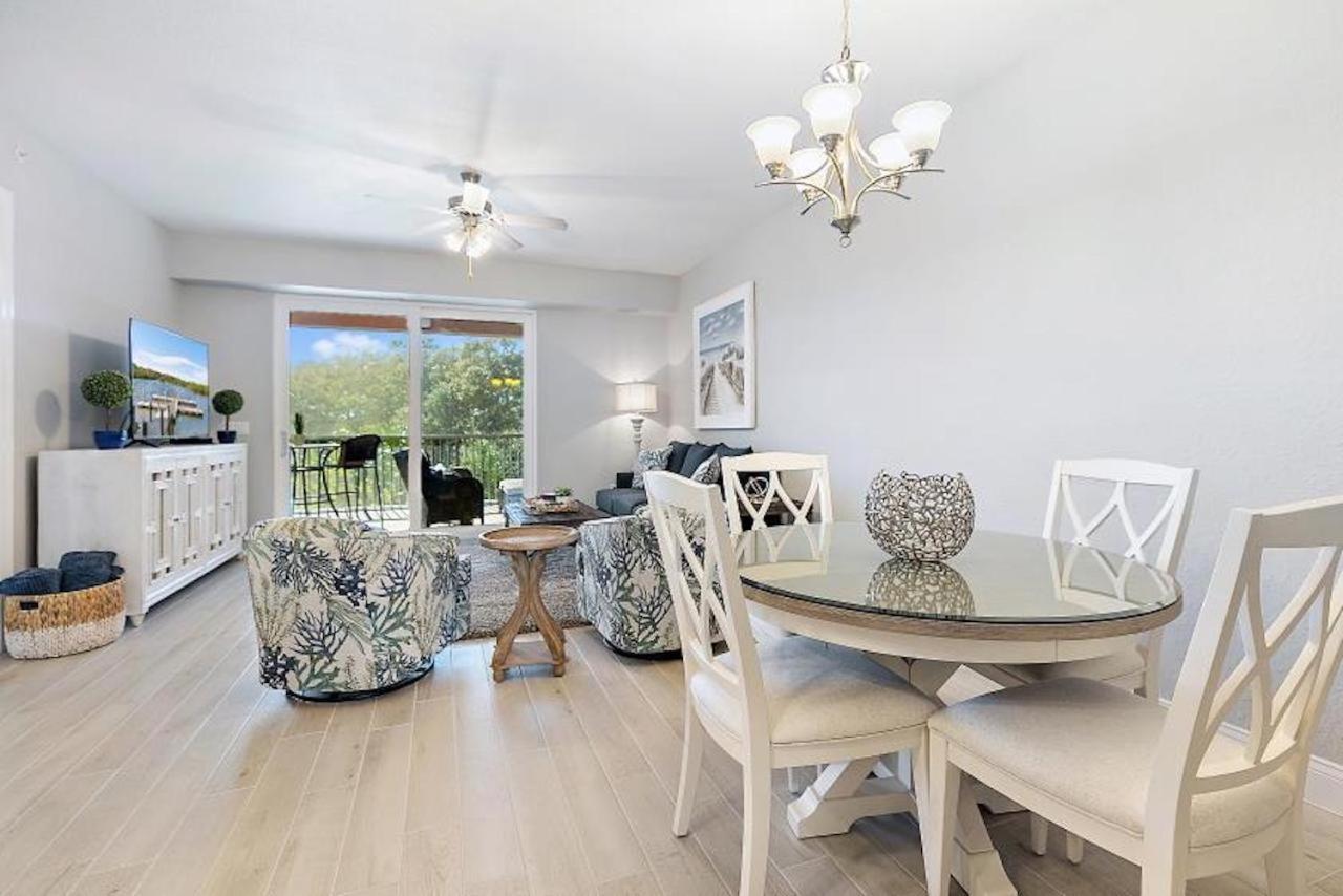 Riverwalk Condo - Large 22 And Brand New! view 2