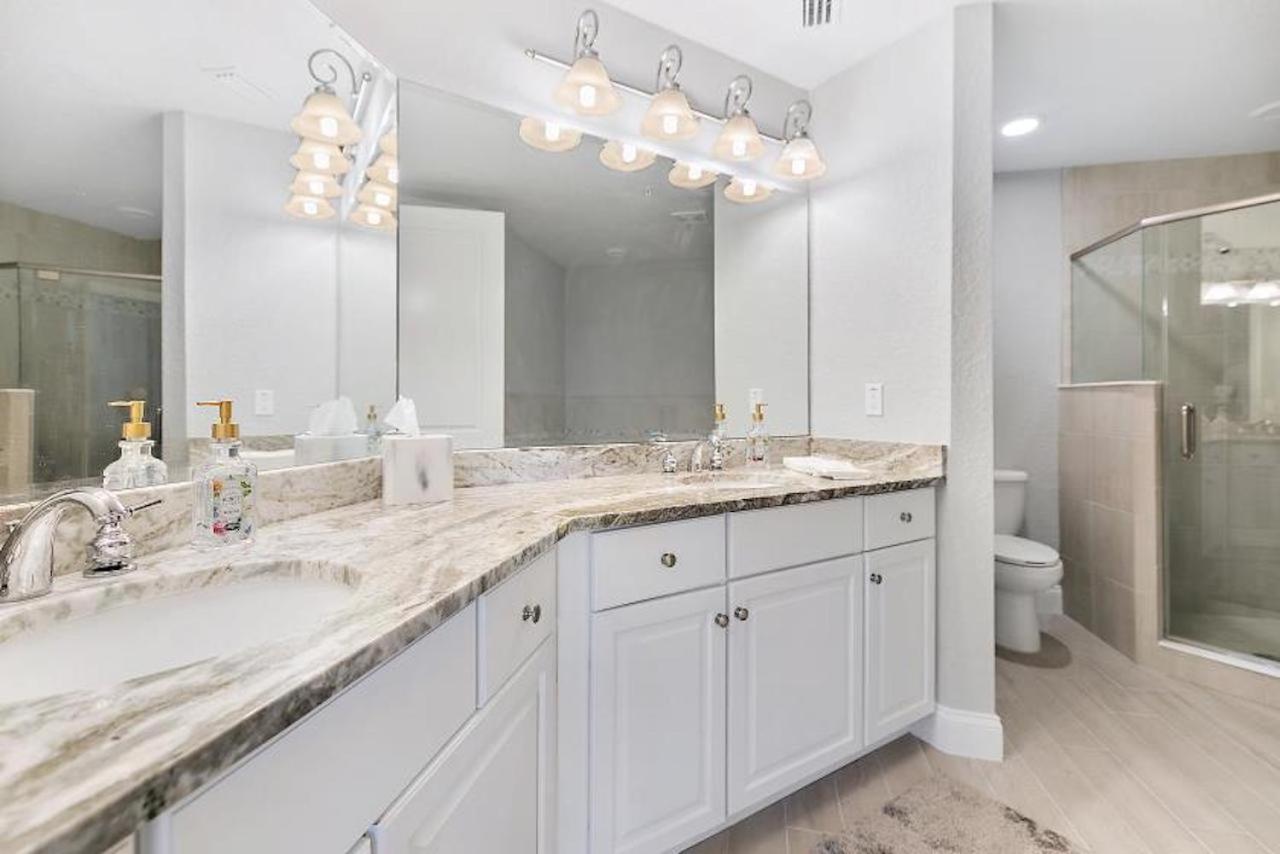 Riverwalk Condo - Large 22 And Brand New! view 5