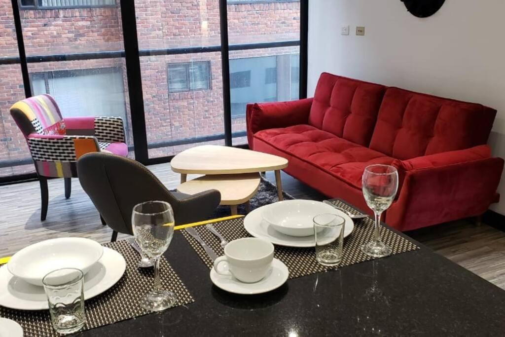 405 ESPECTACULAR APARTAMENTO EN EL BARRIO CHICO NORTE