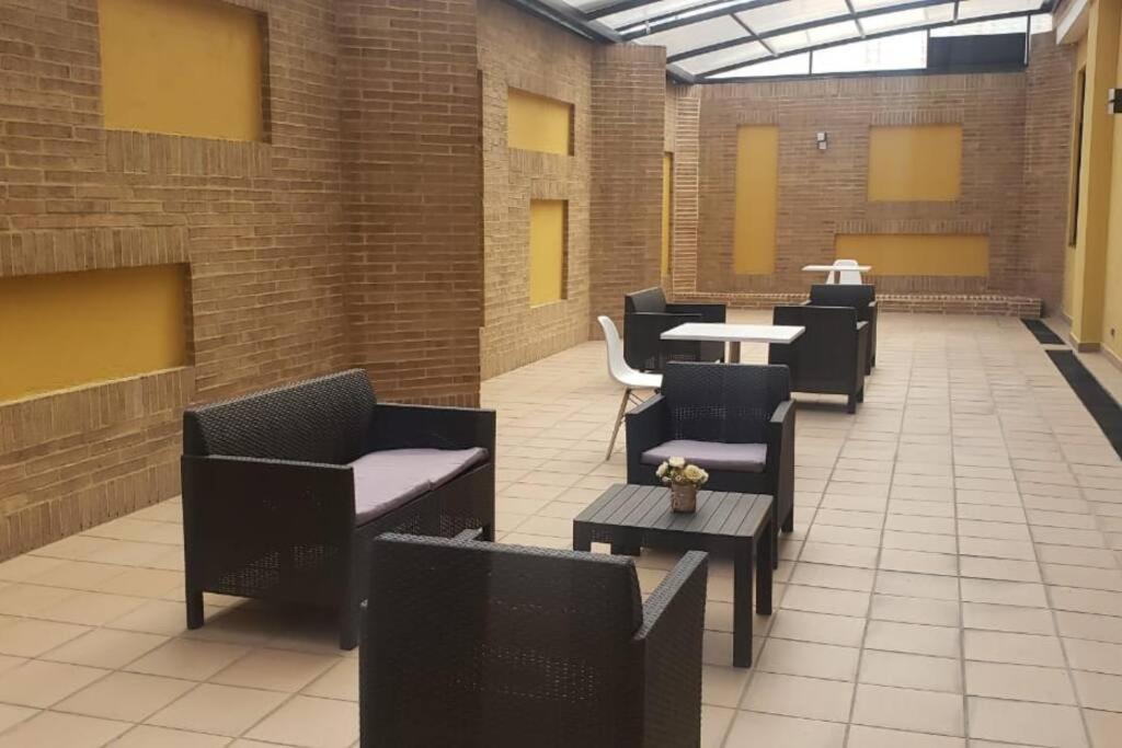 405 ESPECTACULAR APARTAMENTO EN EL BARRIO CHICO NORTE