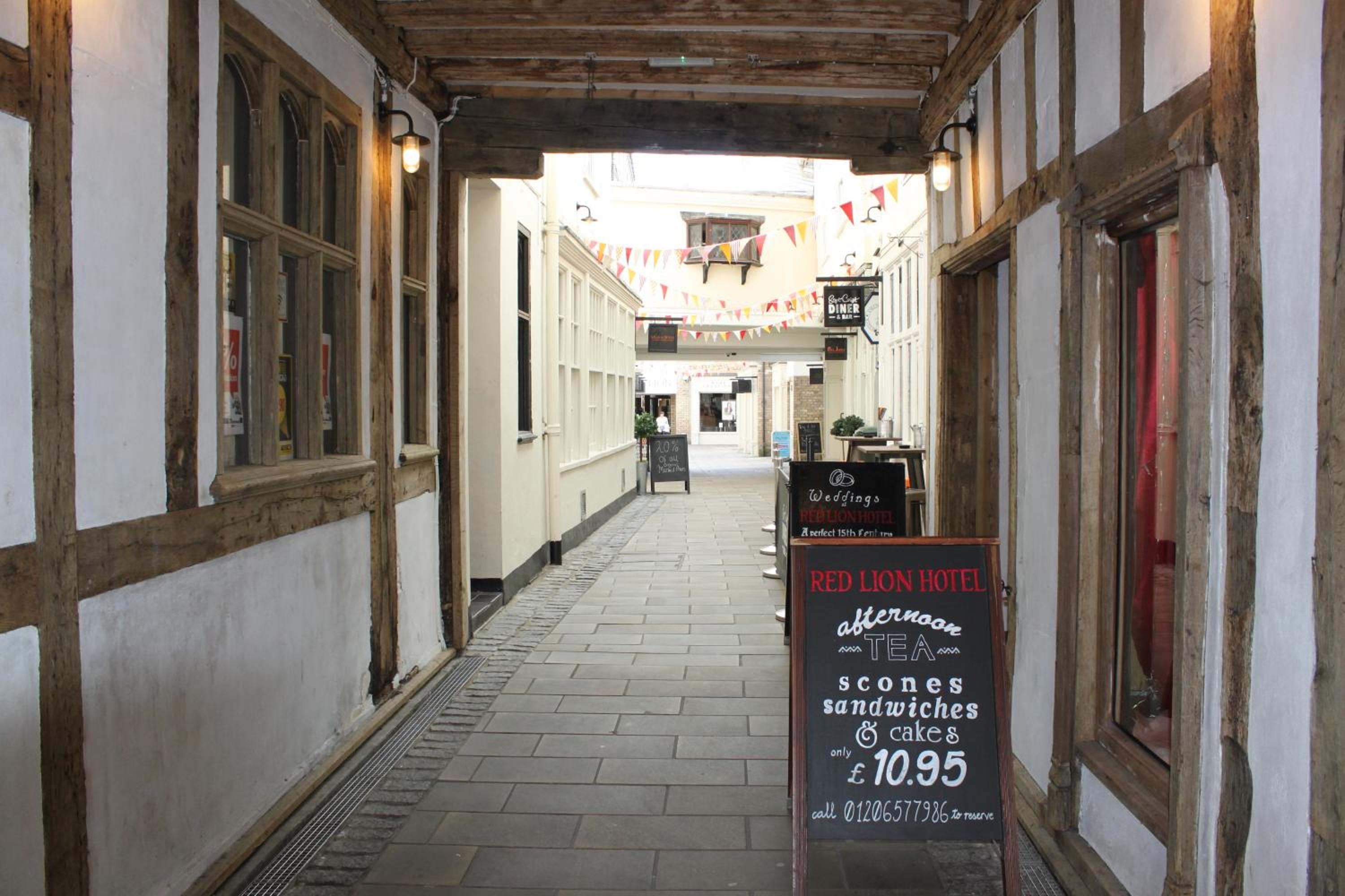 Photo 16