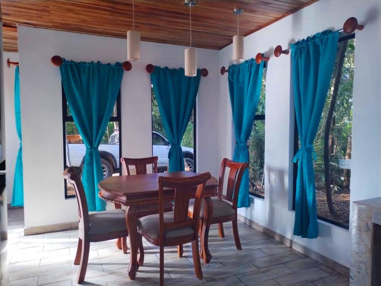 Roca Verde - Monteverde Cloud Forest Lodging