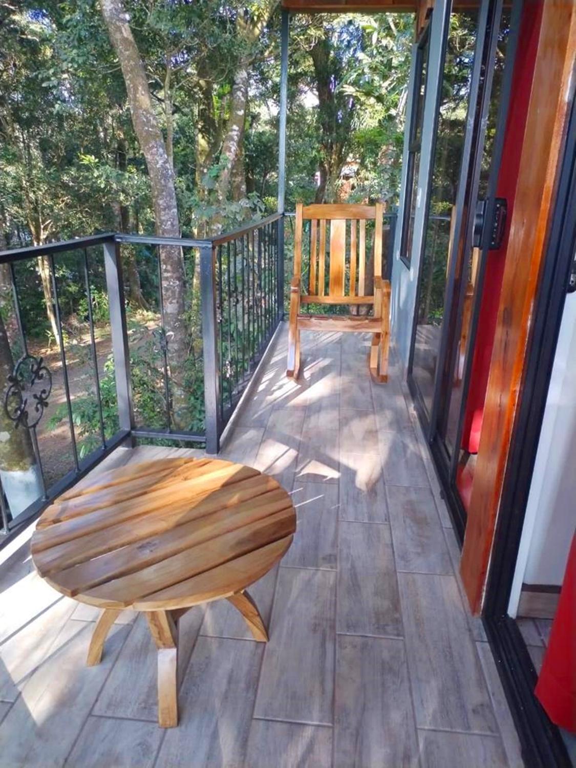 Roca Verde - Monteverde Cloud Forest Lodging