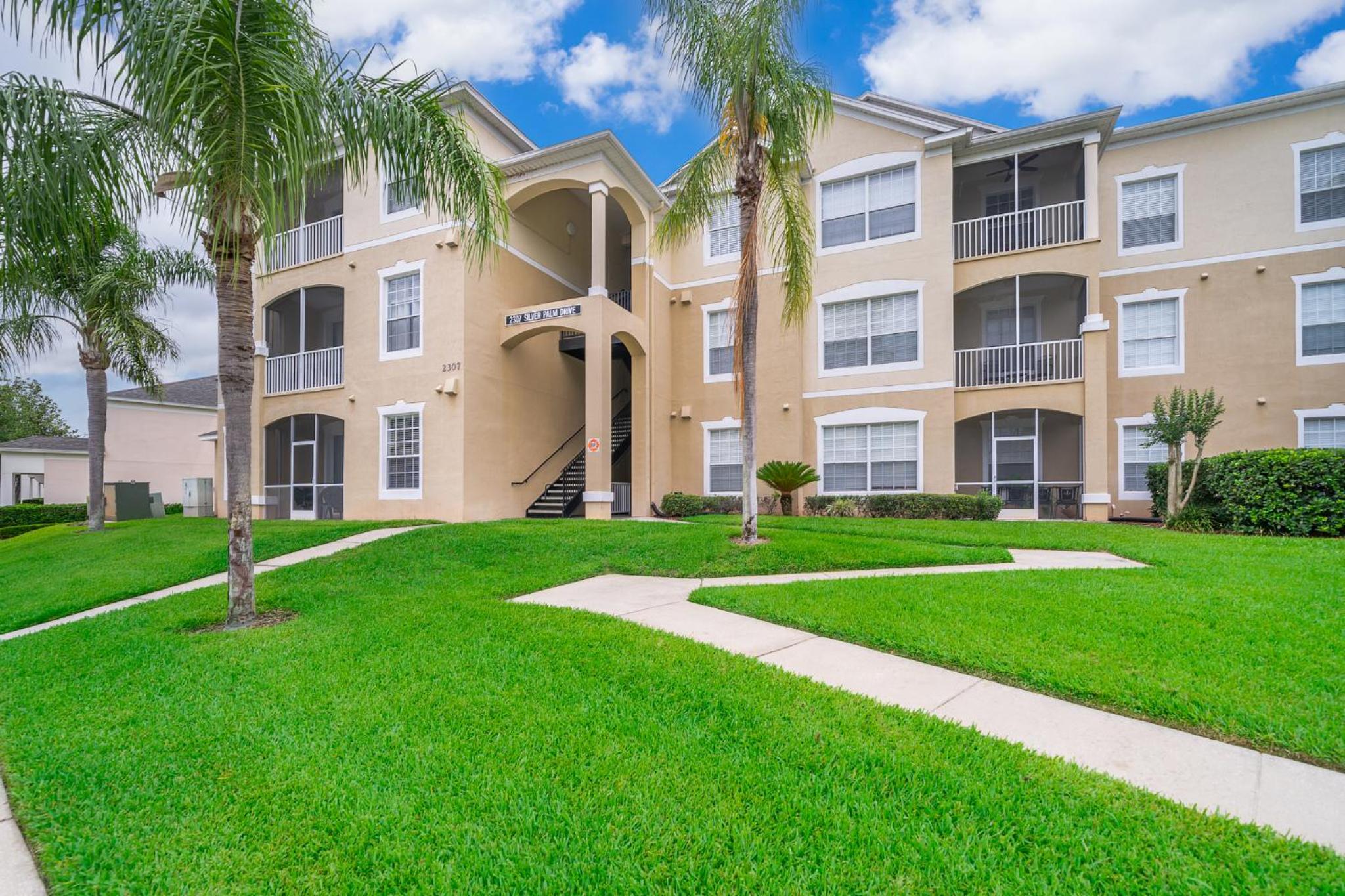 Hotel Beautiful 3 Bedrooms Resort Condo minutes from Disney - Image 1