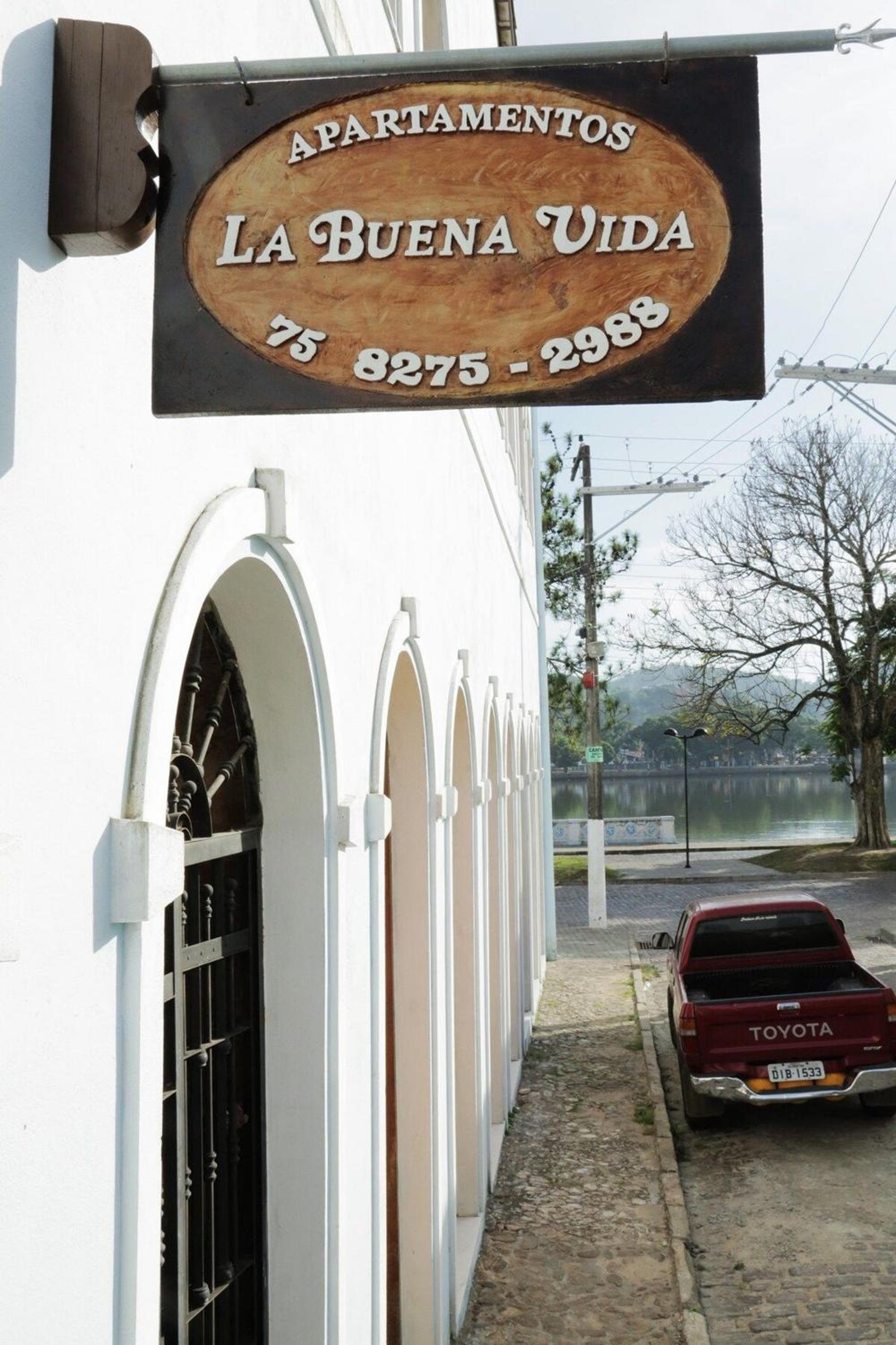 Conforto e bom gosto no Recôncavo da Bahia.