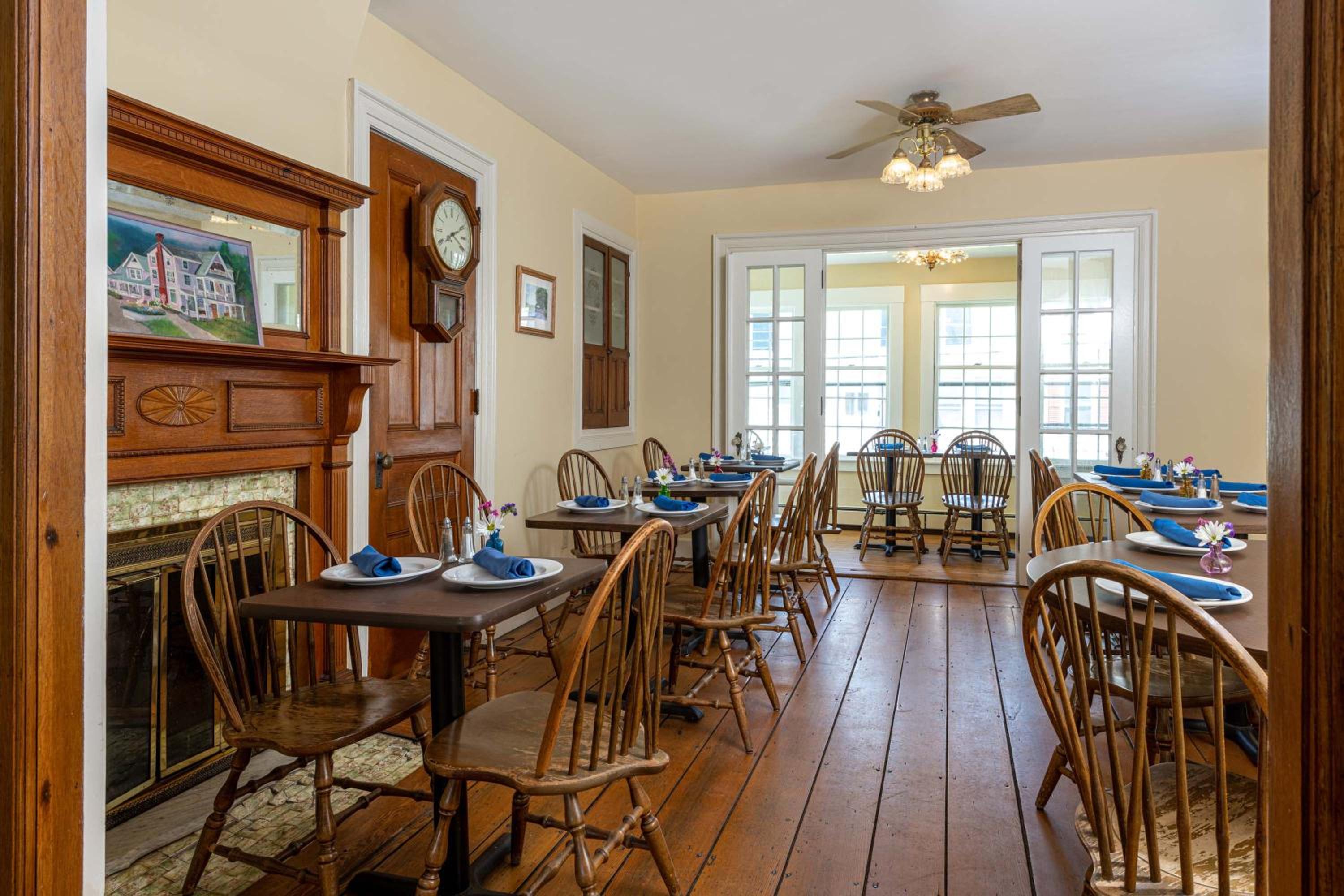 Old Stagecoach Inn