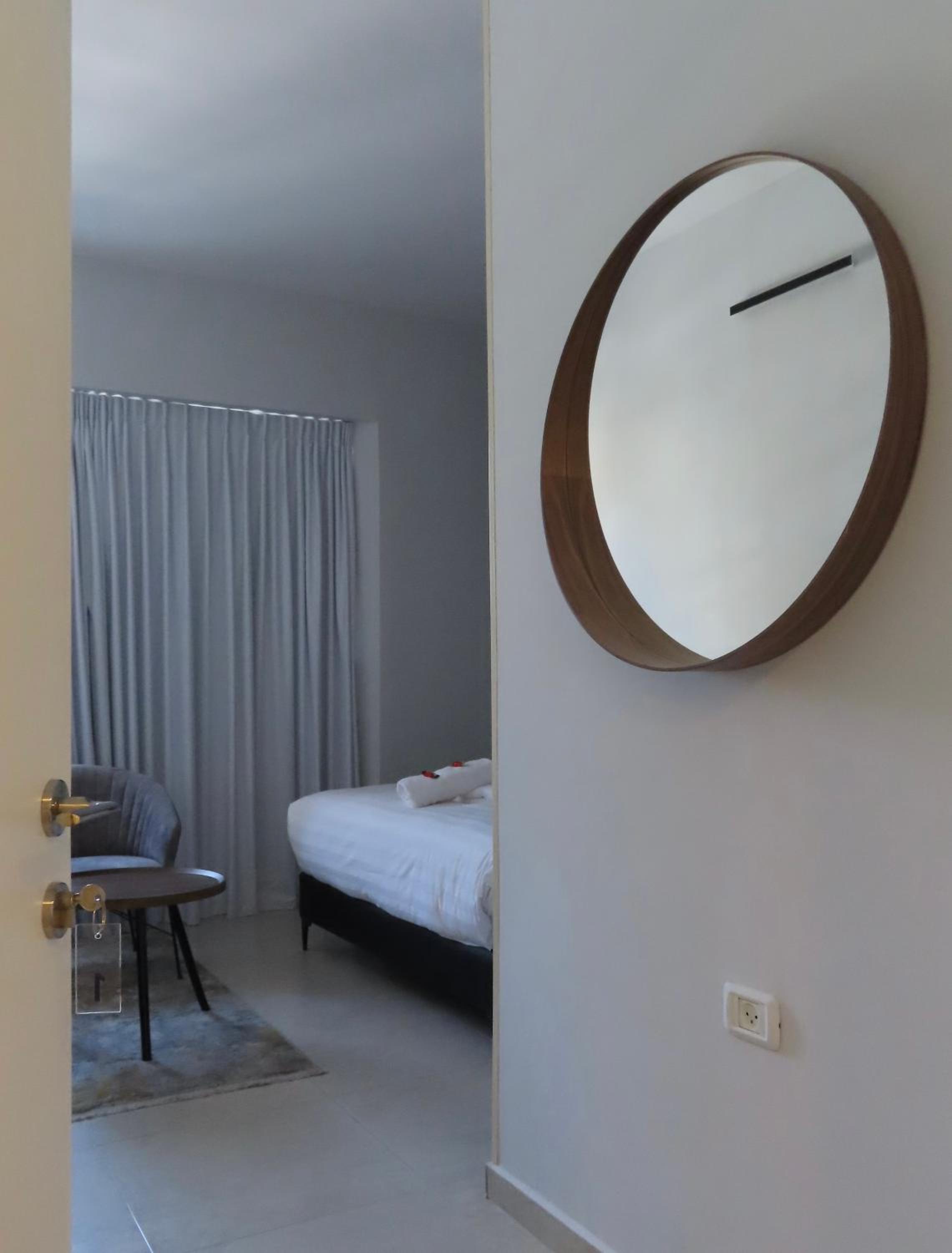 White Moon Inn view 4