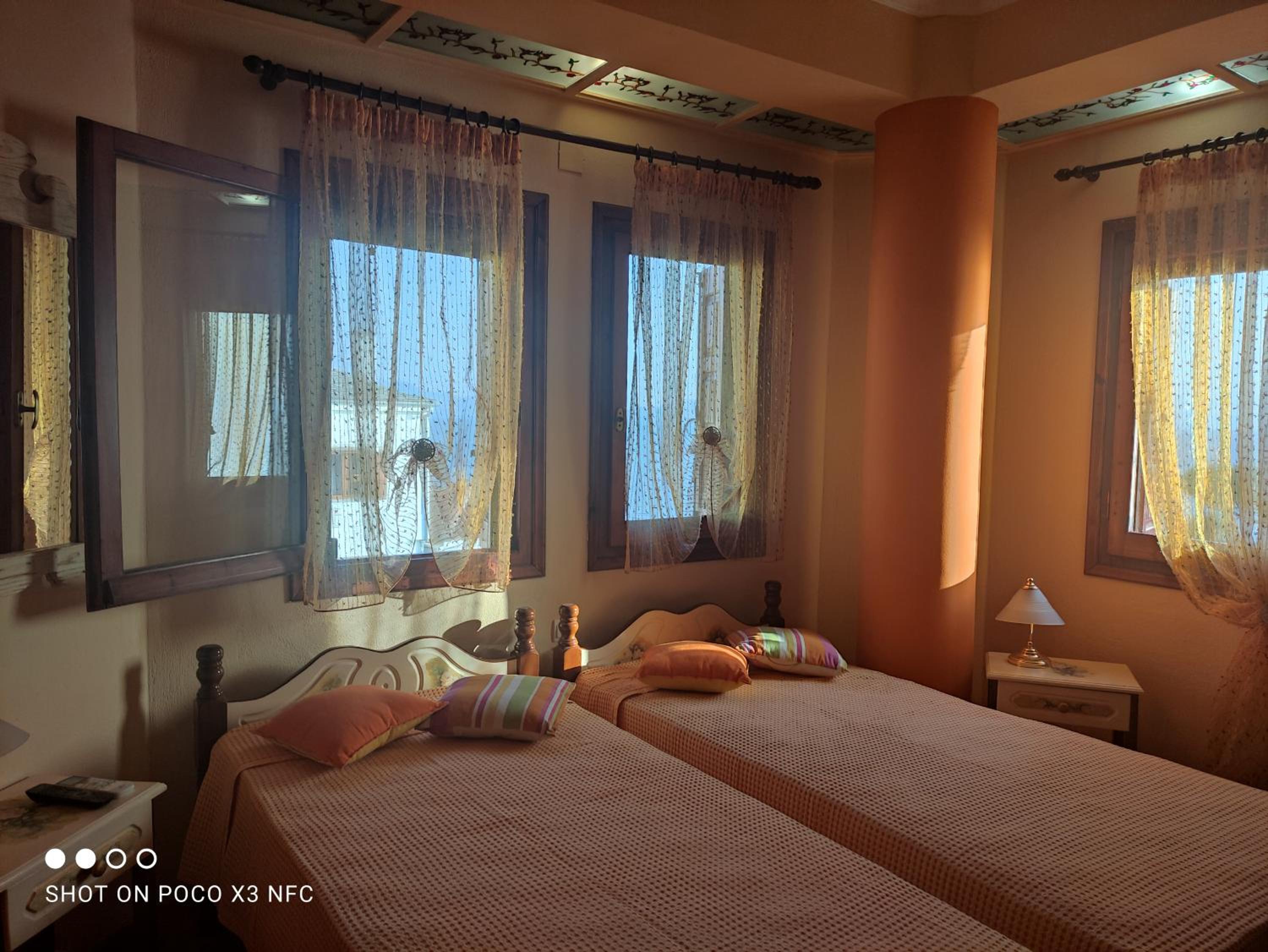 MESONISI maisonette
