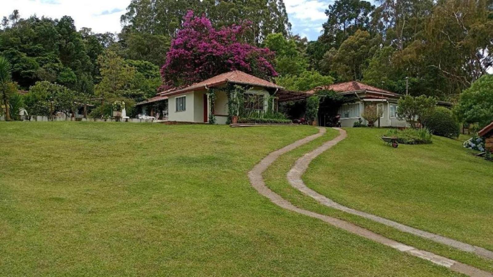 Chales Vinhas da Harmonia l Pousada em Cunha SP