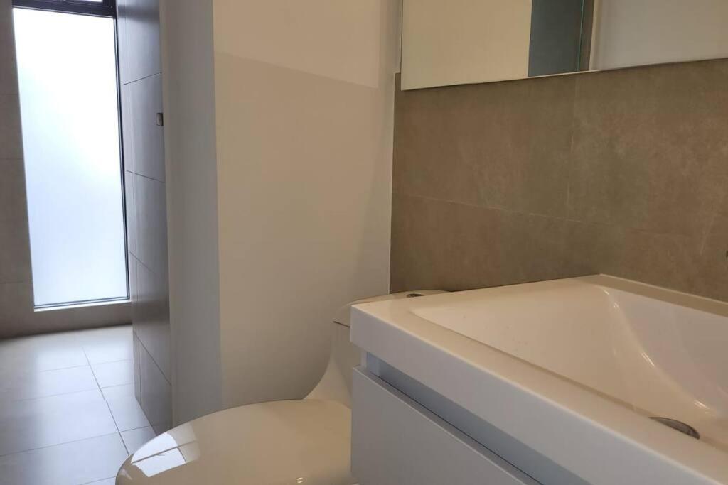 ACOGEDOR APARTAMENTO EN LA 93