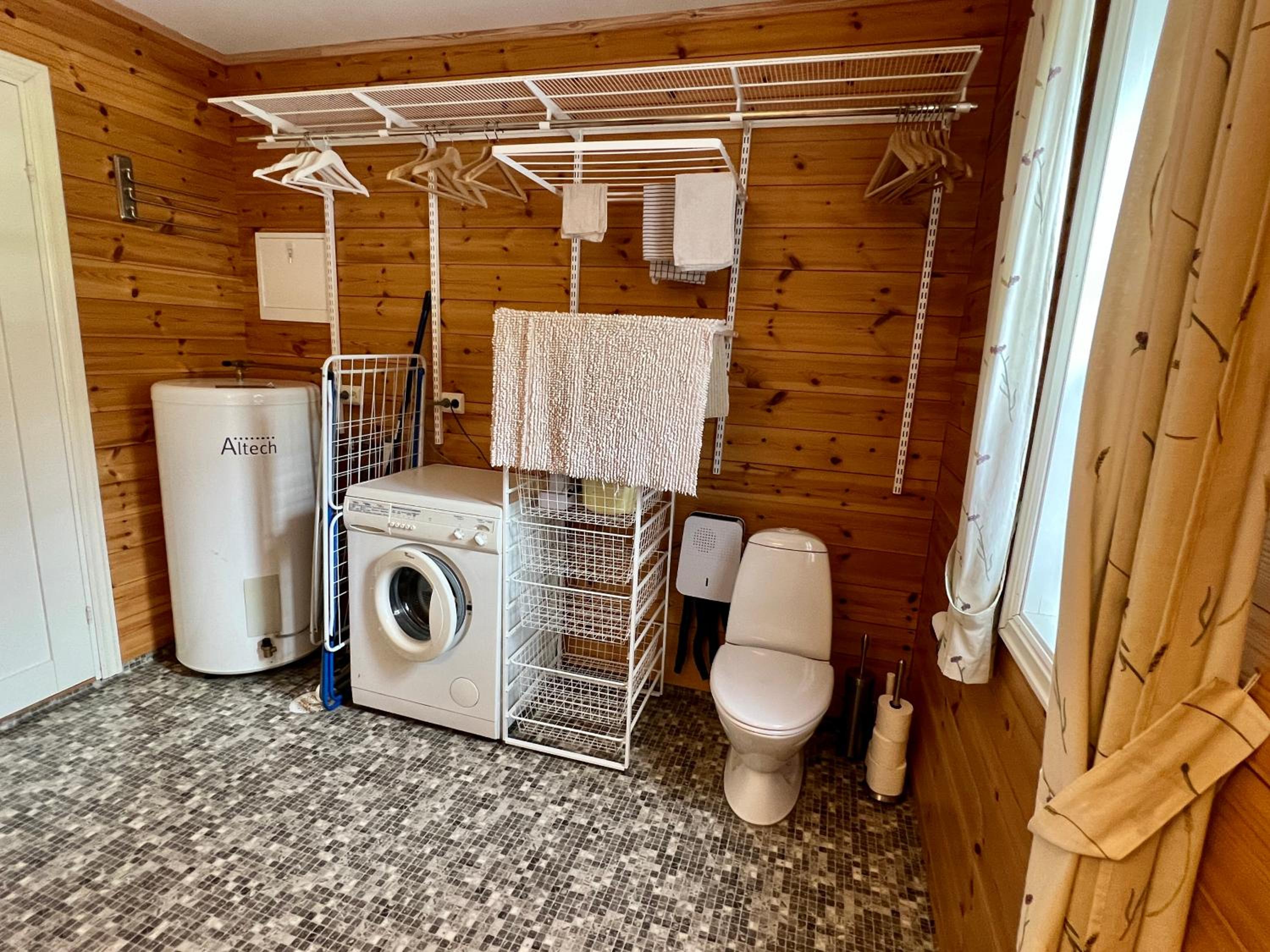 Photo 19