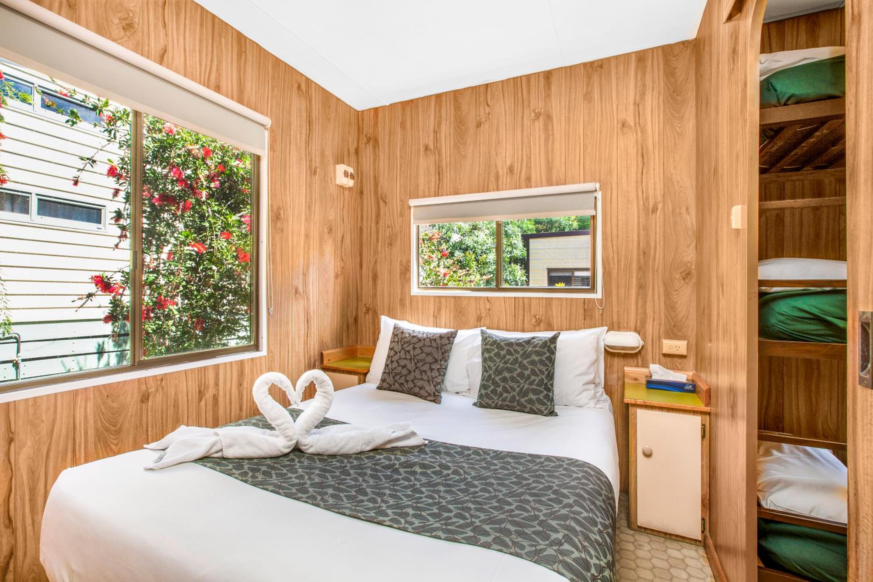 Breeze Holiday Parks - Halls Gap