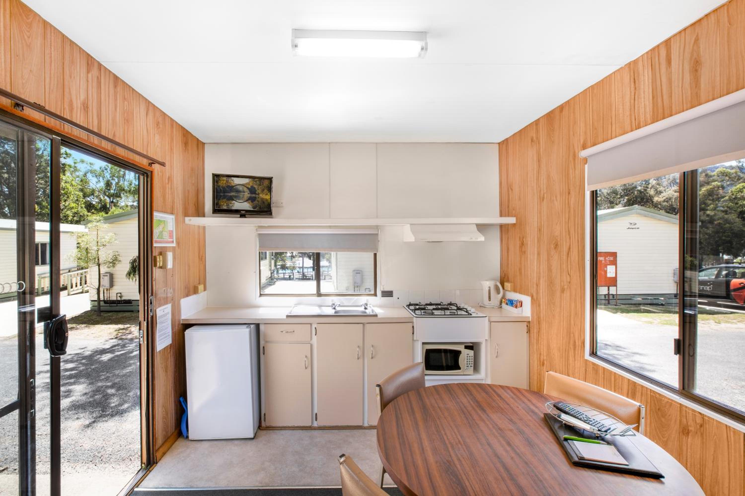 Breeze Holiday Parks - Halls Gap