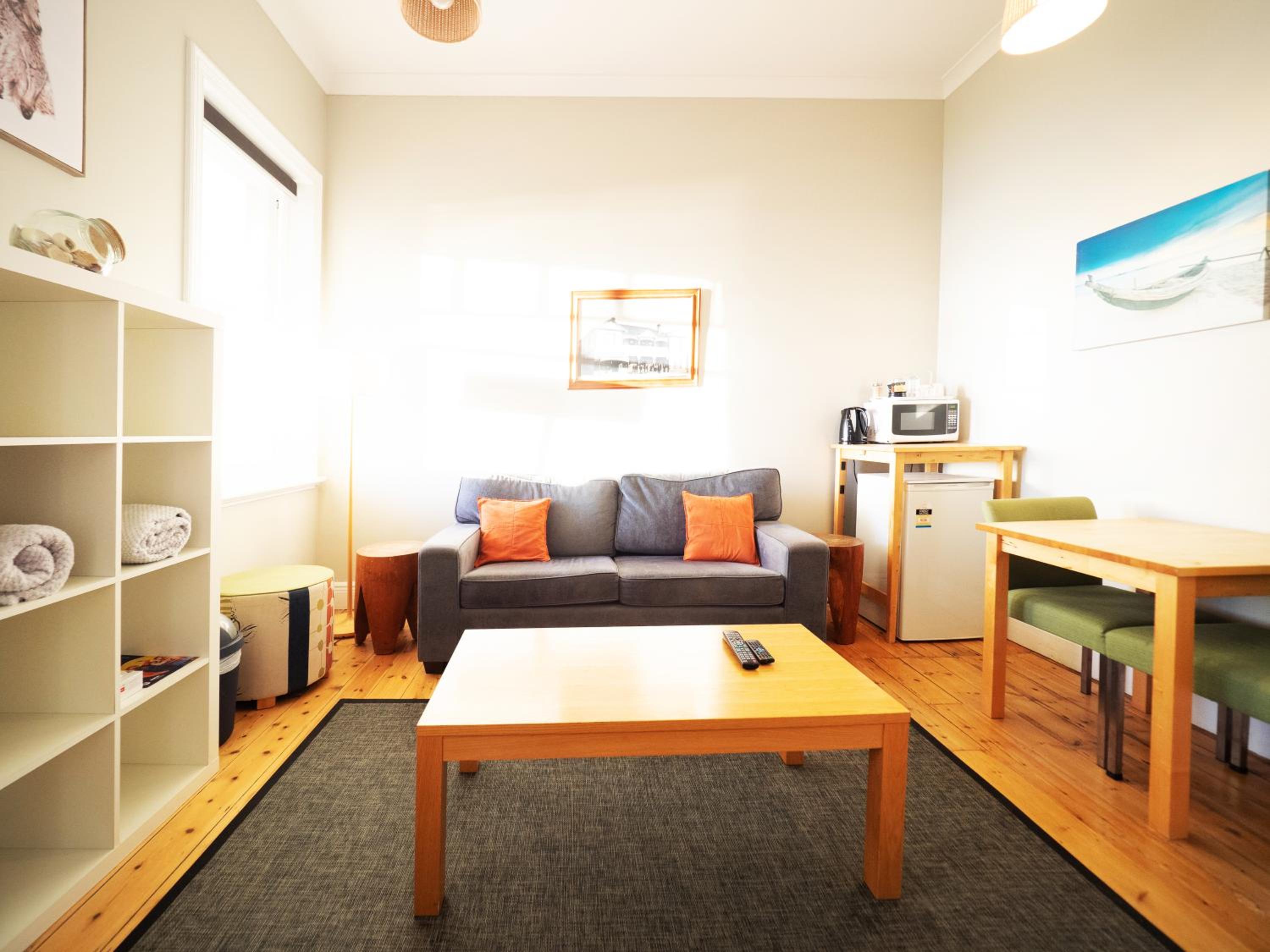 YHA Port Elliot Beach House
