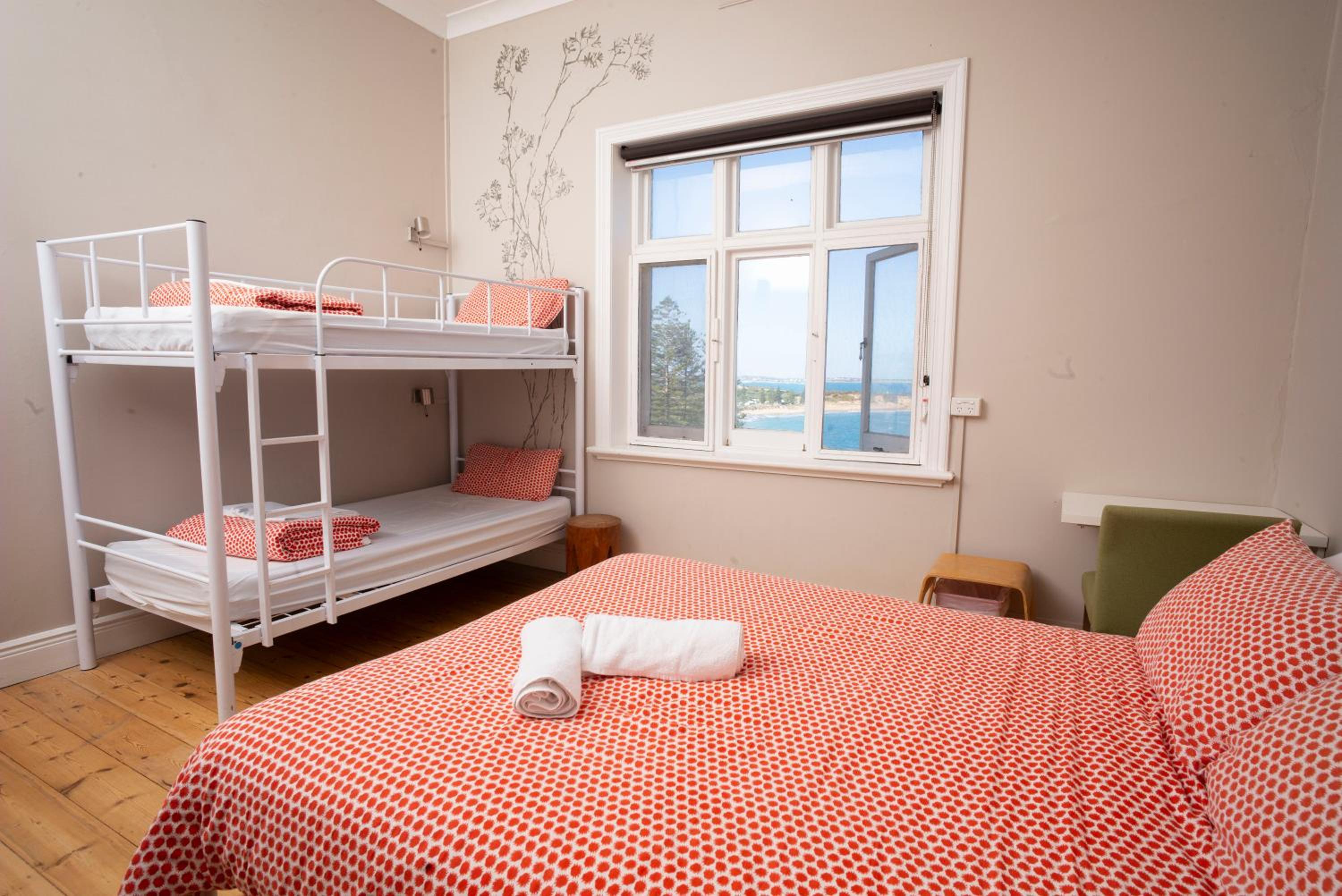 YHA Port Elliot Beach House