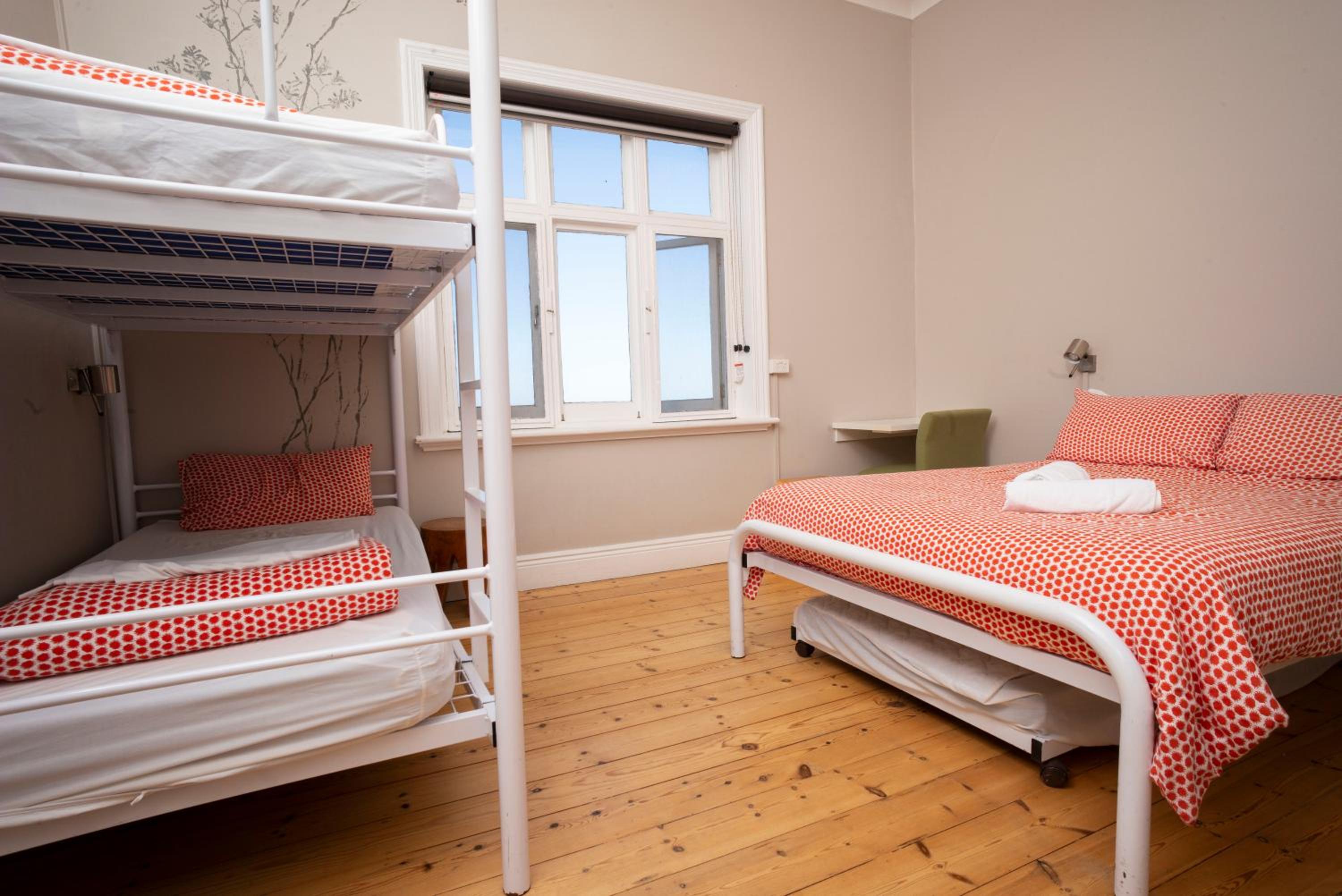 YHA Port Elliot Beach House