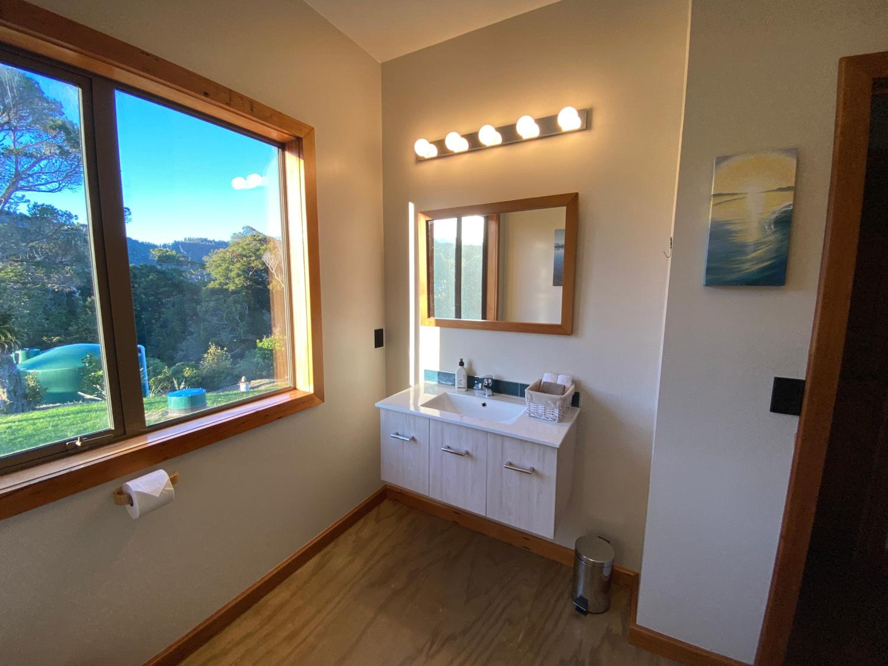 Wild Weka Eco Stay - Off-Grid 4WD Recommended view 5