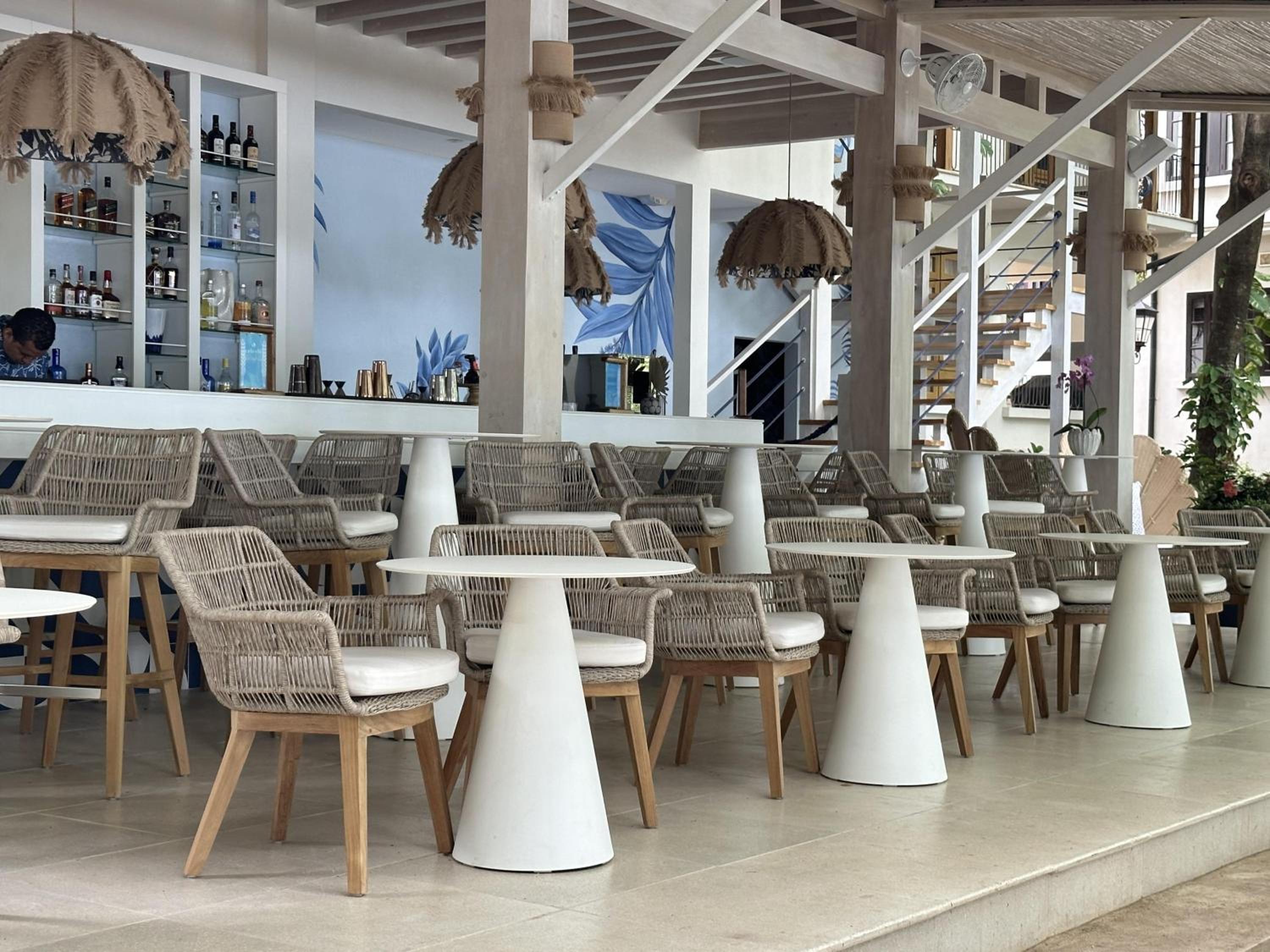 Plaza Mercado 22 At Las Catalinas