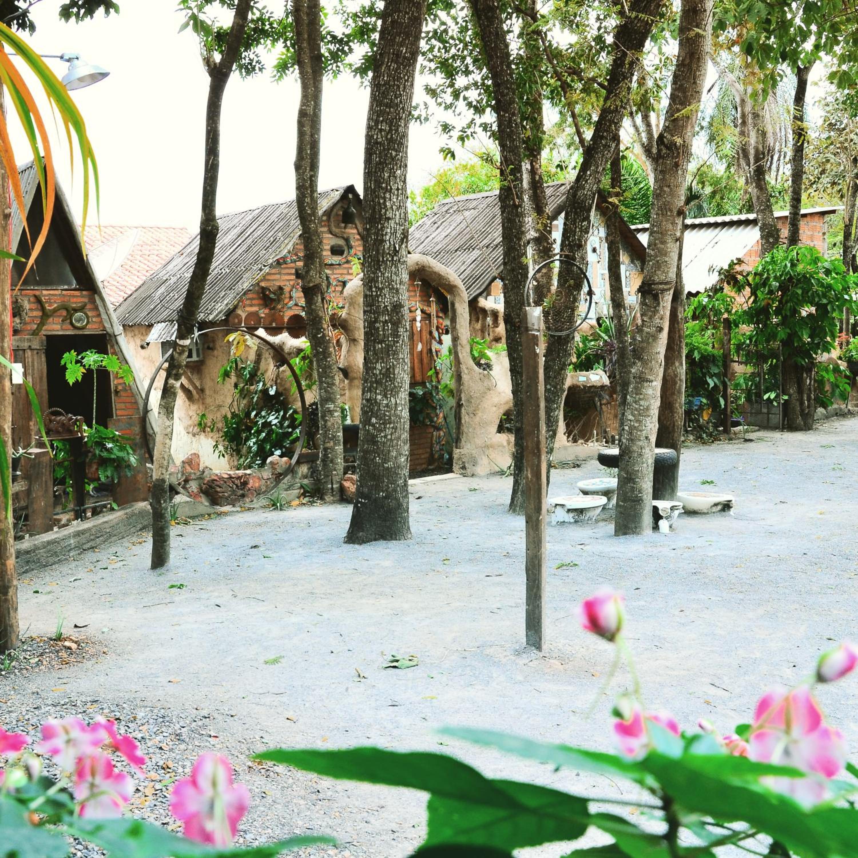 NOMADAS chalés, mini casinhas, bangalôs , área de camping e cozinha compartilhada