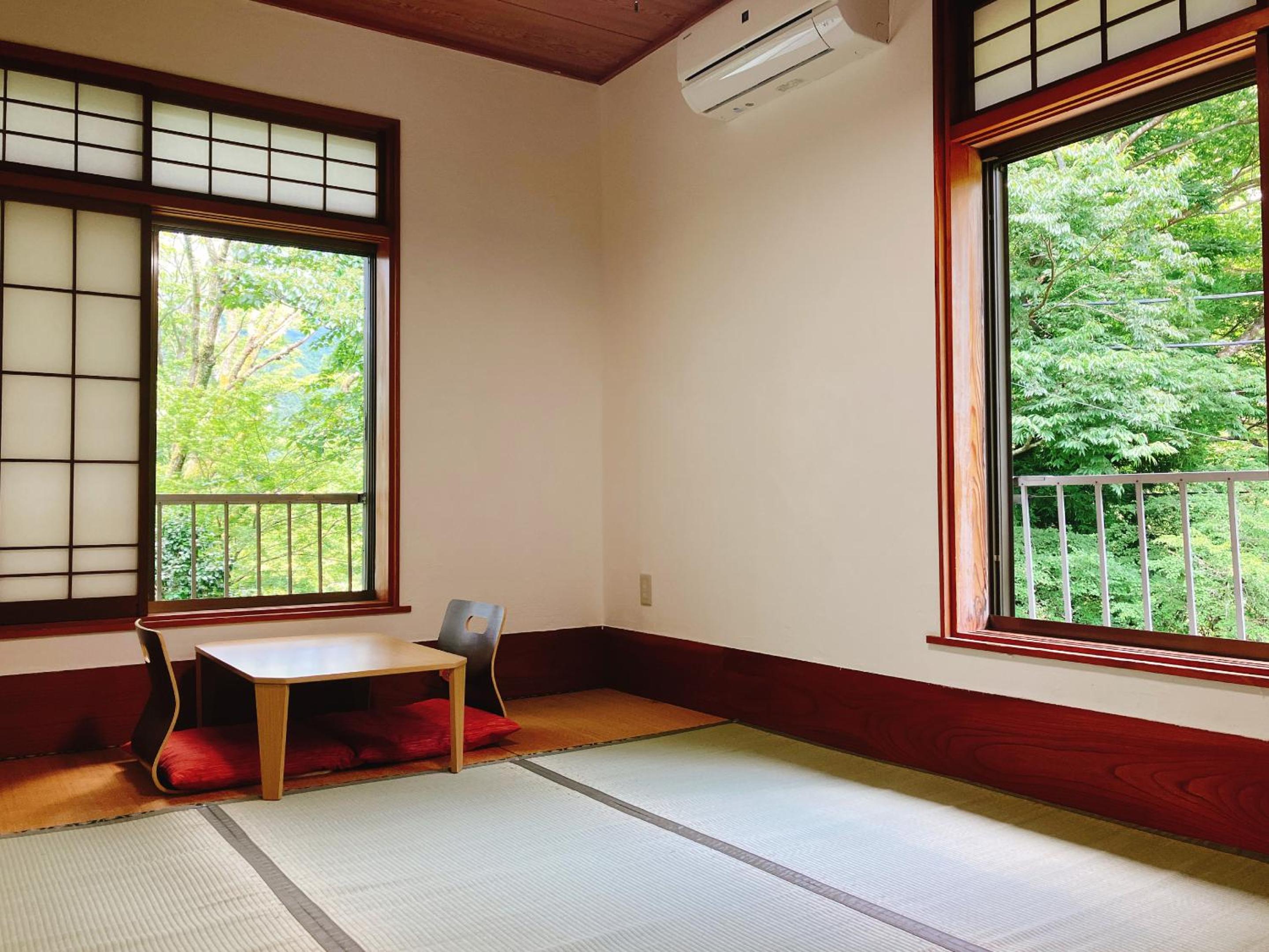 YUPOPPO Hakone view 2