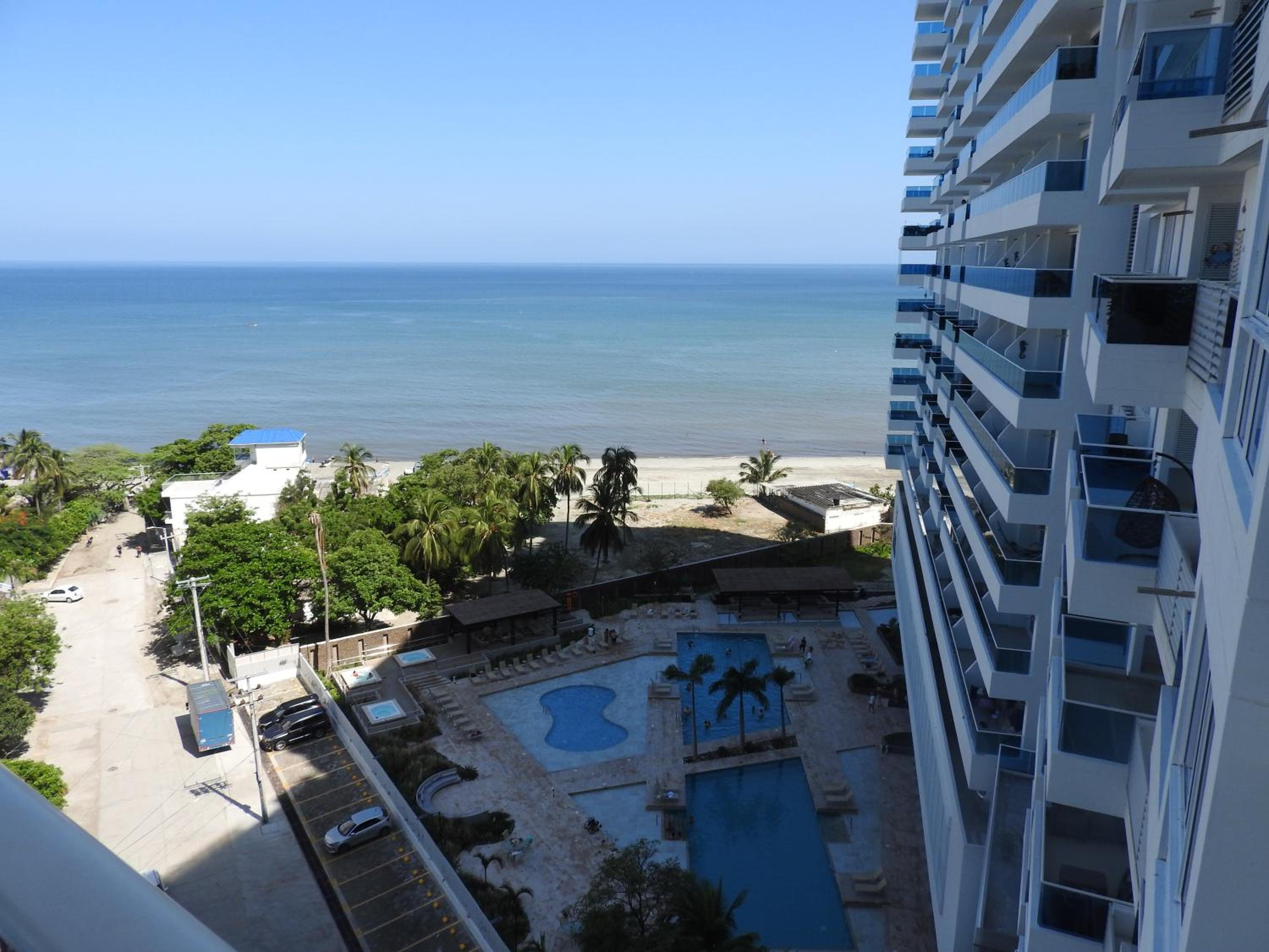 Apartamento con vista directa al mar en Reserva del Mar - Balcón, playa privada y piscinas tipo resort