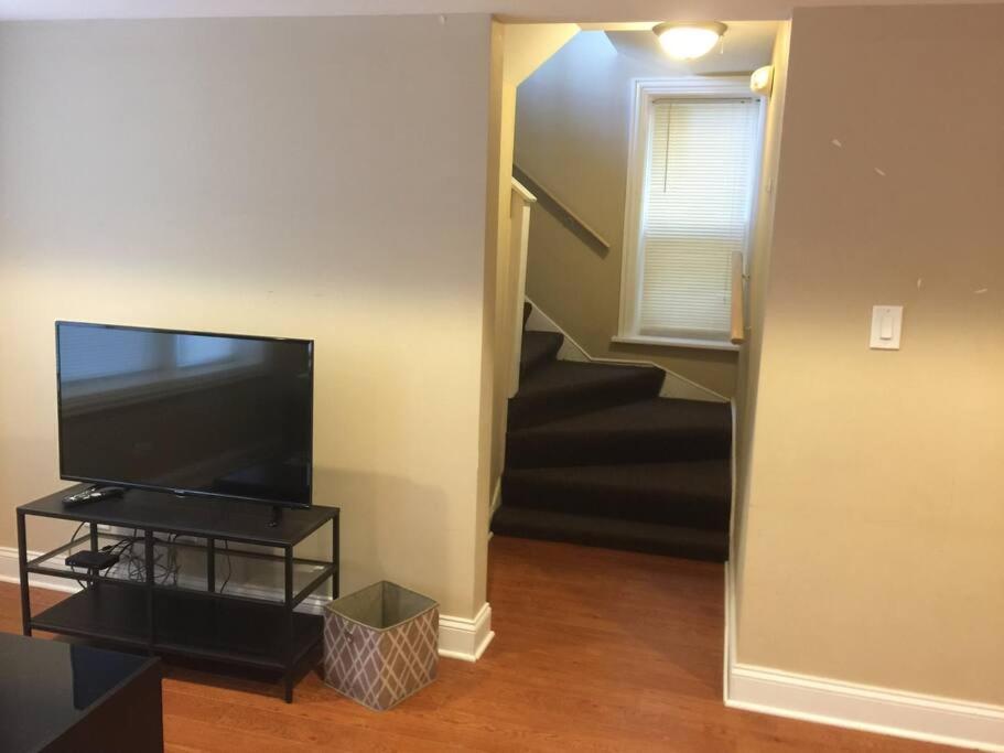 Chicago Vacations - ONE ROOM in AN APT HAVEN - Property Image 26