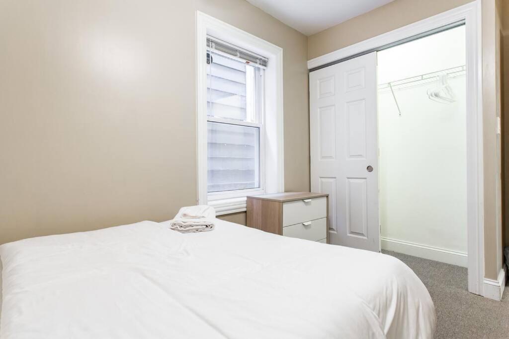 Chicago Vacations - ONE ROOM in AN APT HAVEN - Property Image 38